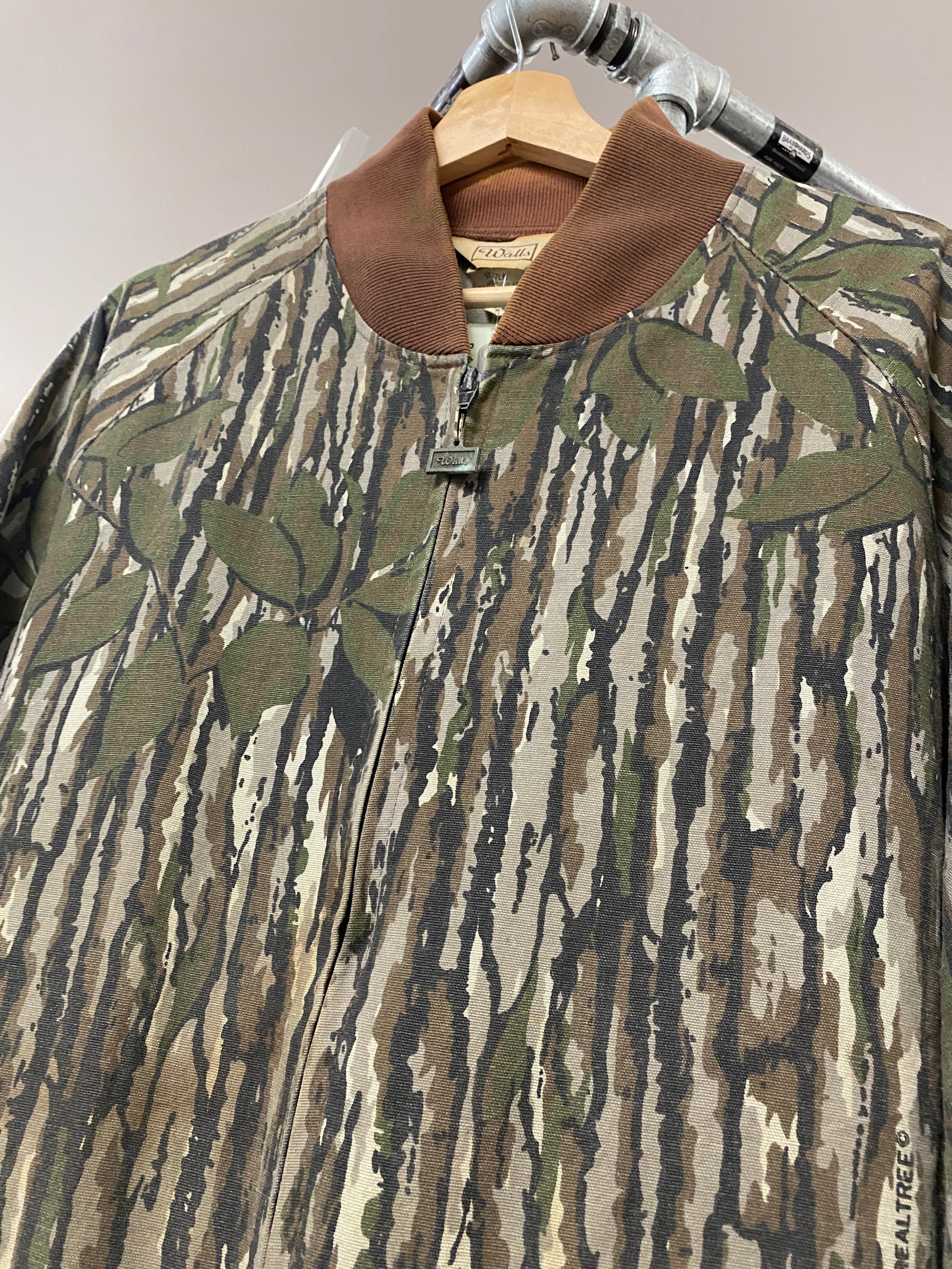 XL - Vintage Walls 2 Pocket Zip Up Tree Bark Camo Windbreaker