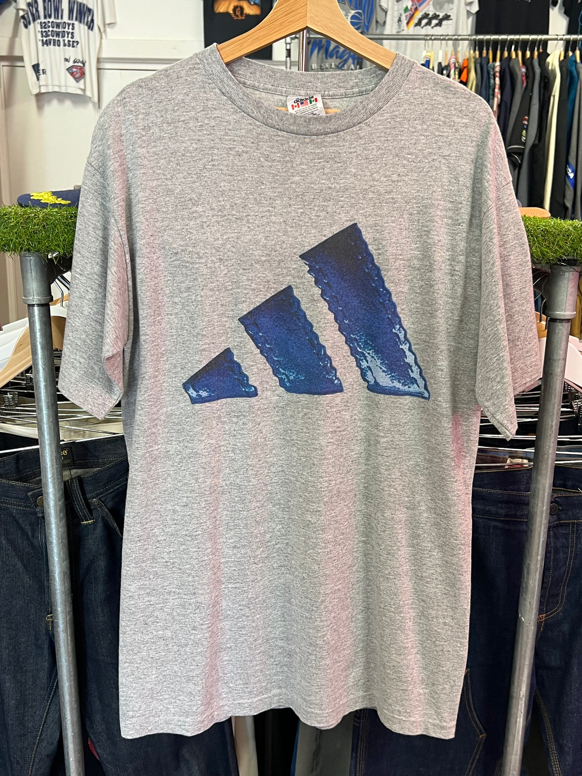 M - Vintage Adidas Big Blue Logo Grey Tshirt
