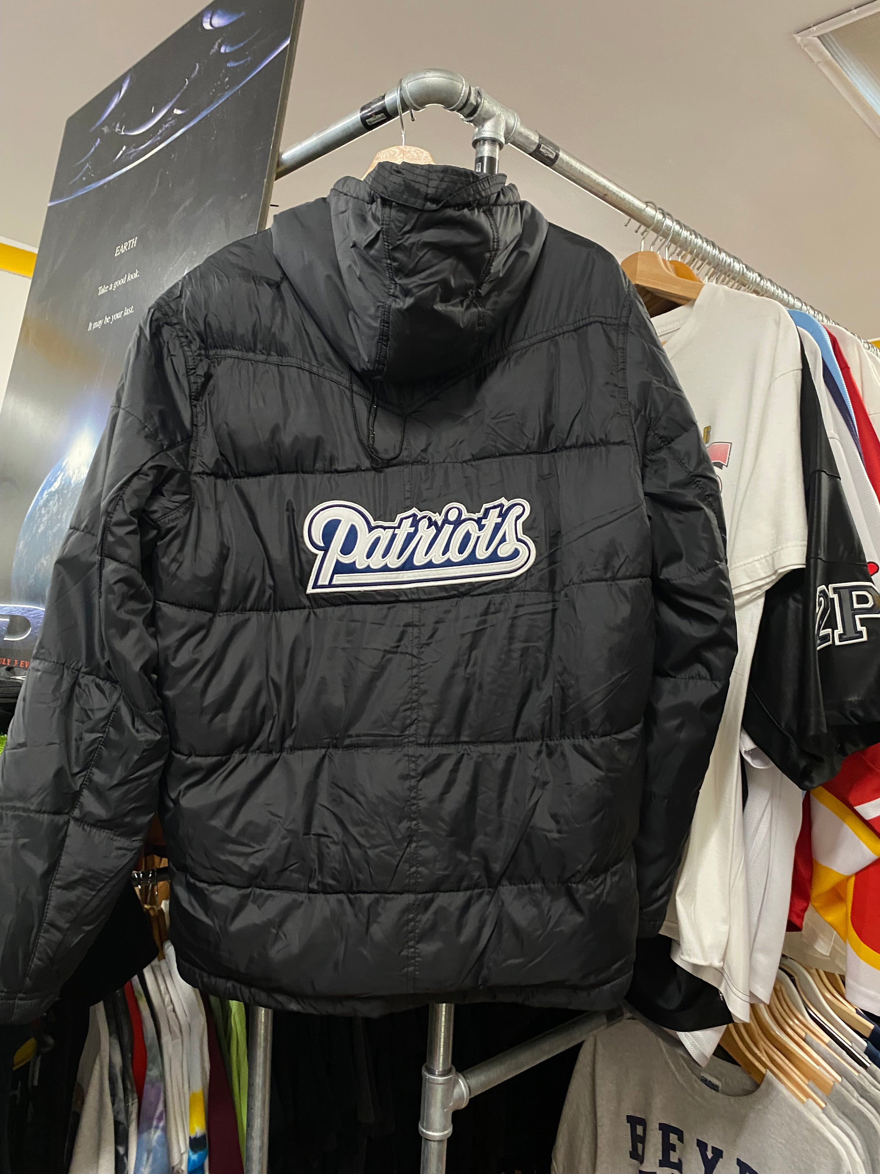 [M] NE Patriots Pro Line Black Puffer