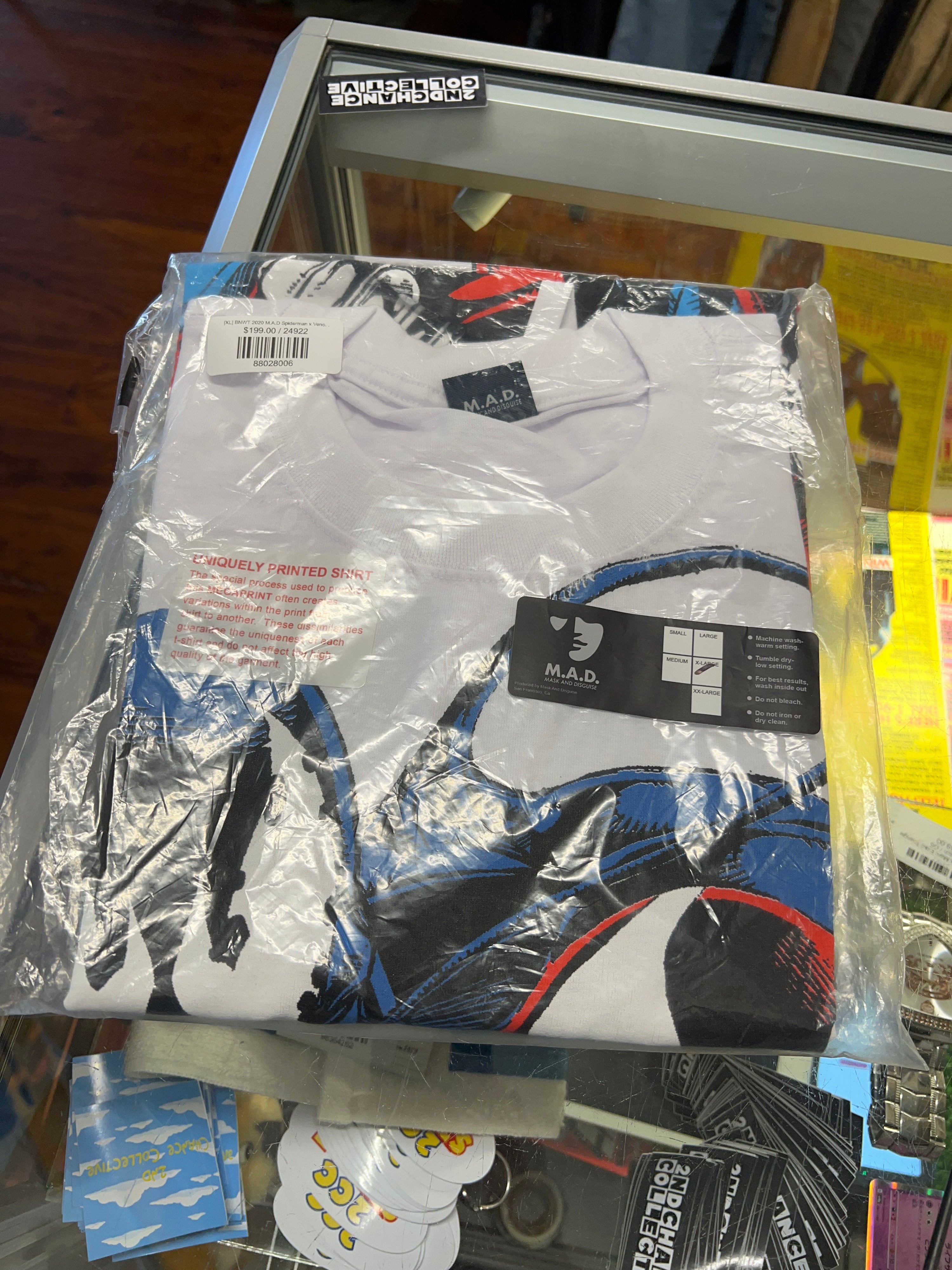[XL] BNWT 2020 M.A.D Spiderman x Venom Double Sided Tee