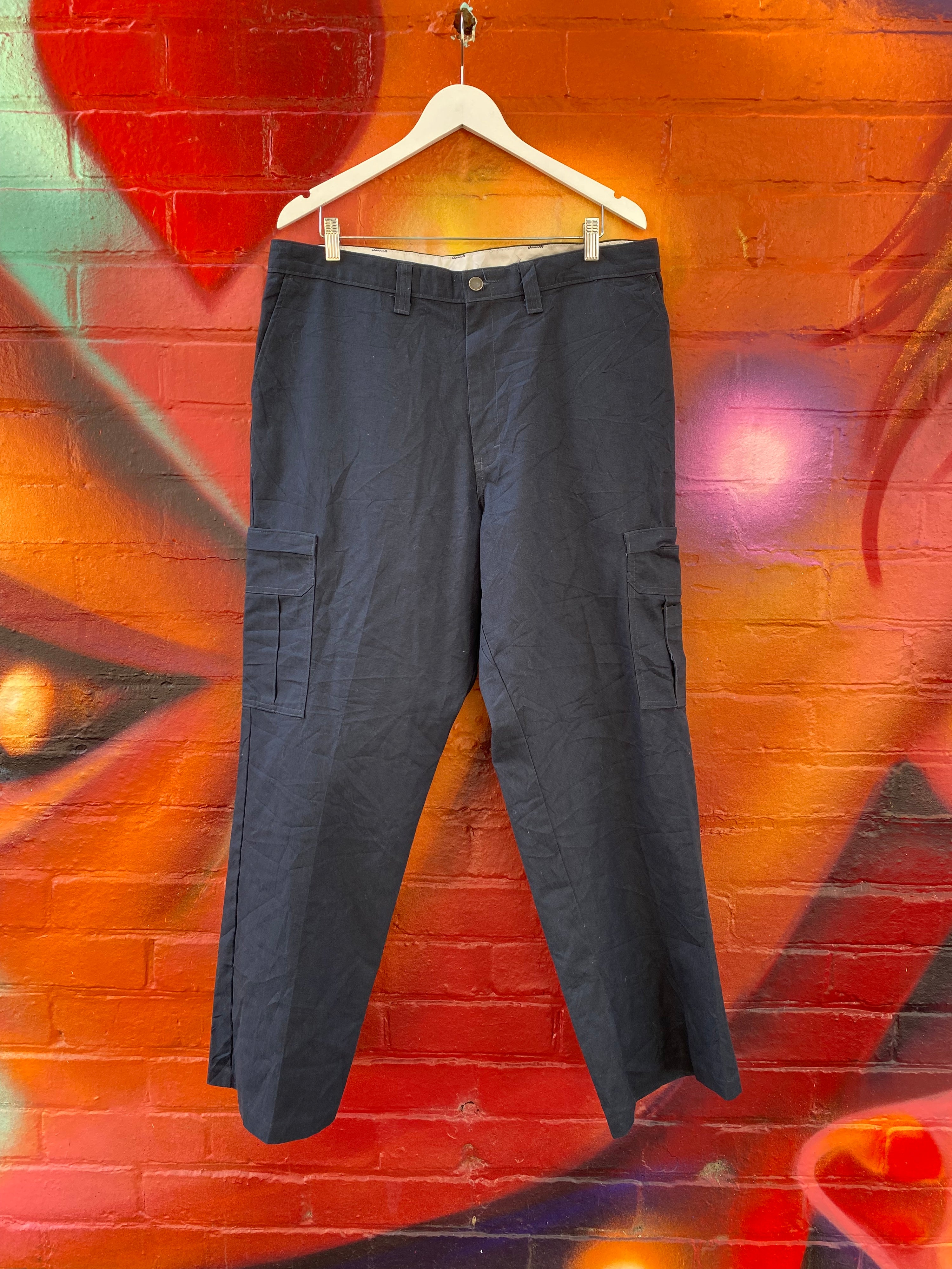 [38] Dickies Navy Cargo Pants D109