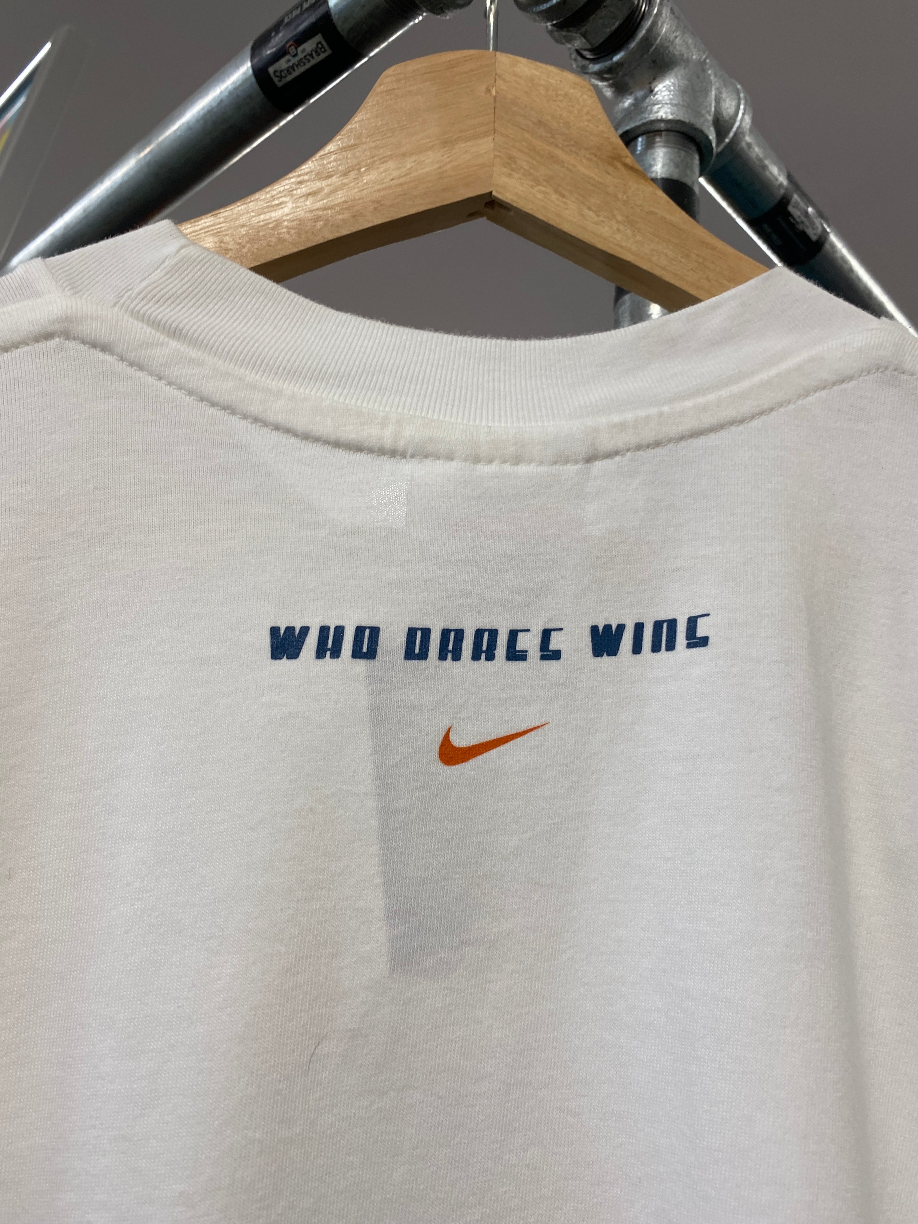 L - 2000 Nike Tennis Day: Who Dares Wins White DS