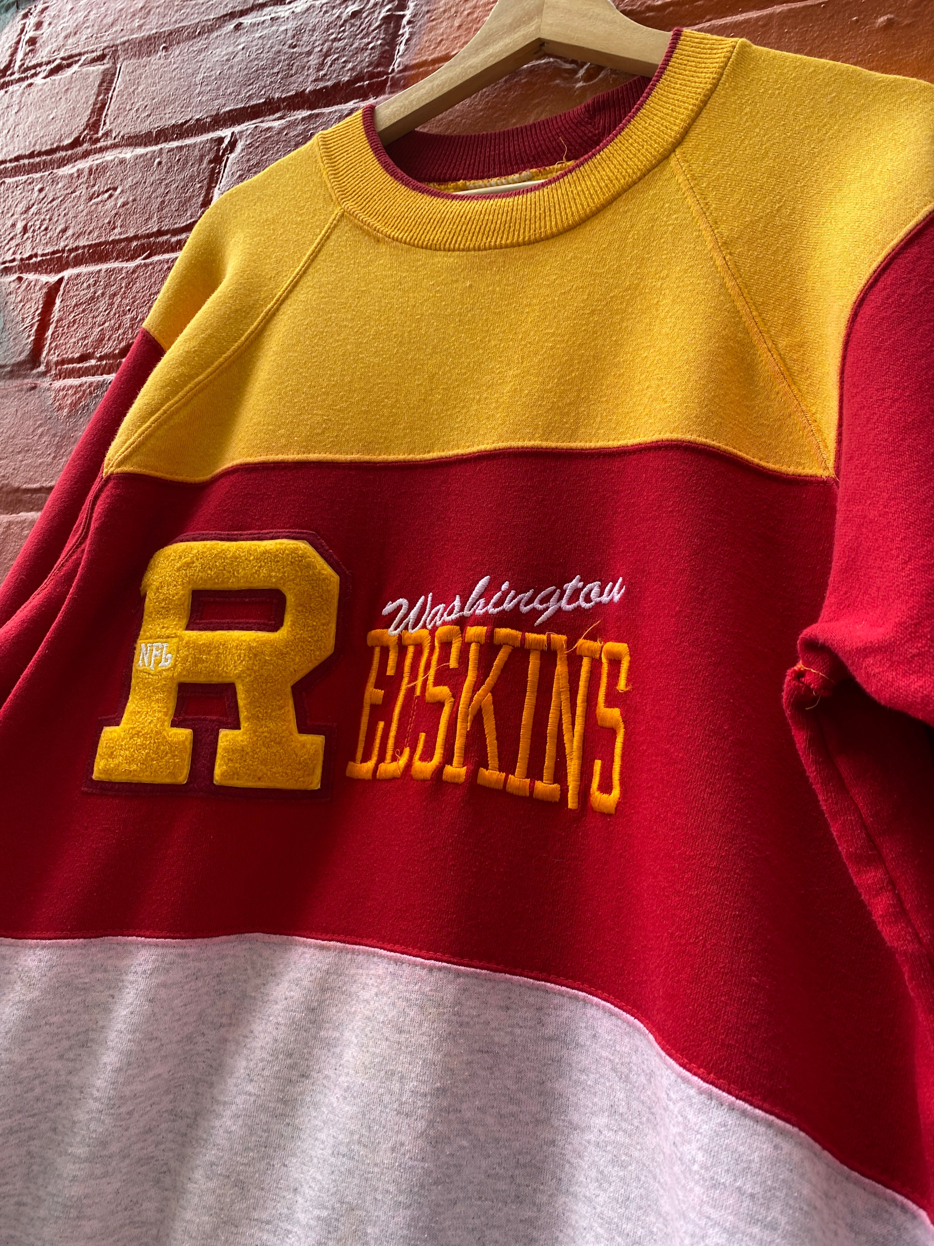 L - 90s Washington Redskins x Nutmeg Letter Jumper