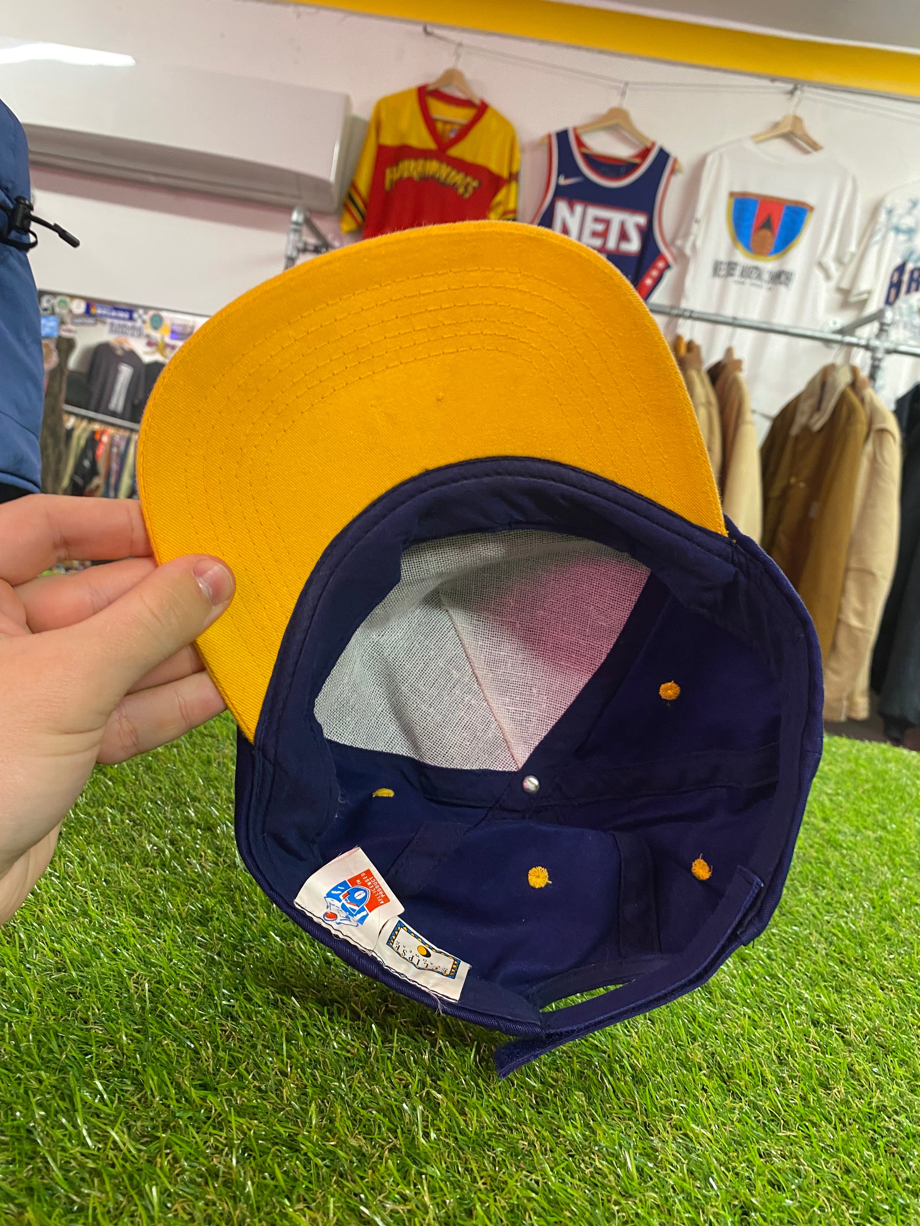 Vintage Adelaide Crows 1998 Grand Finalist Yellow Brim Cap