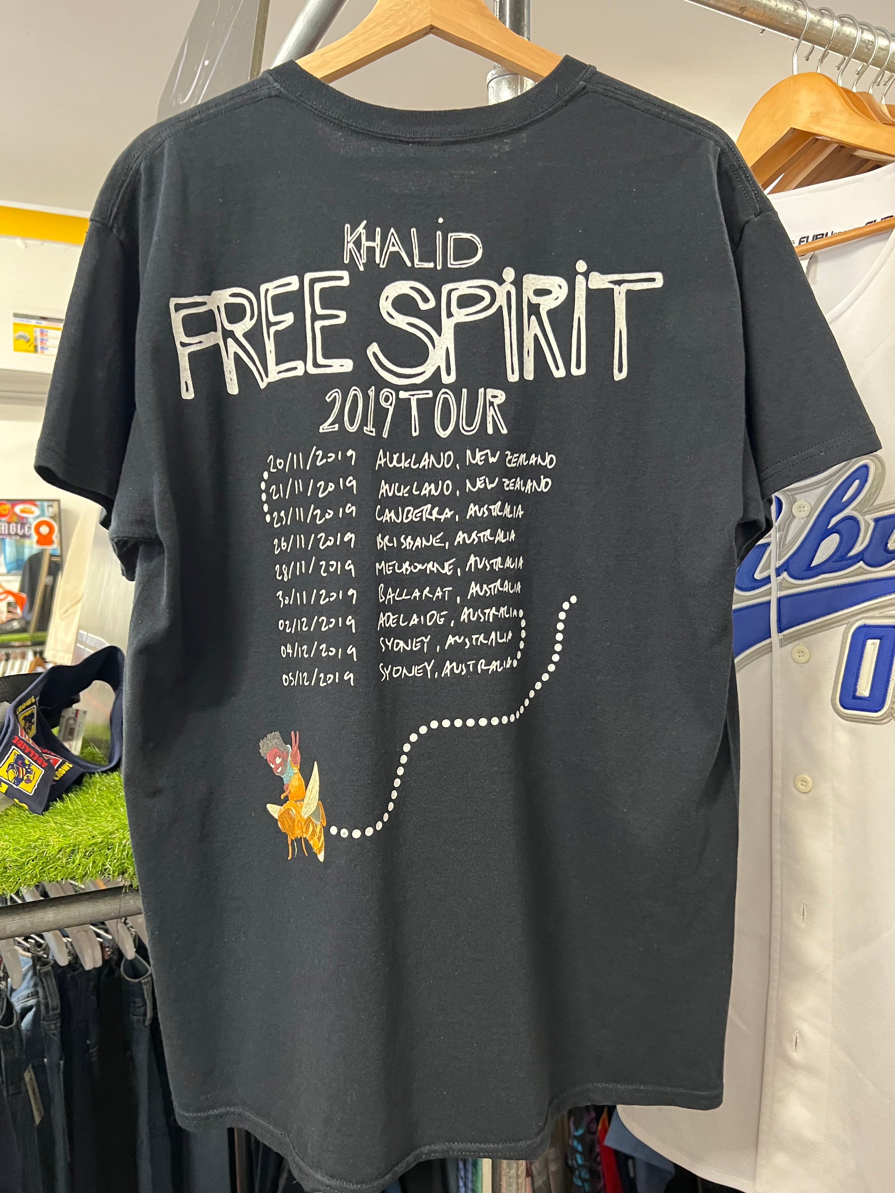 L - 2019 Khalid Free Spirit Tour DS