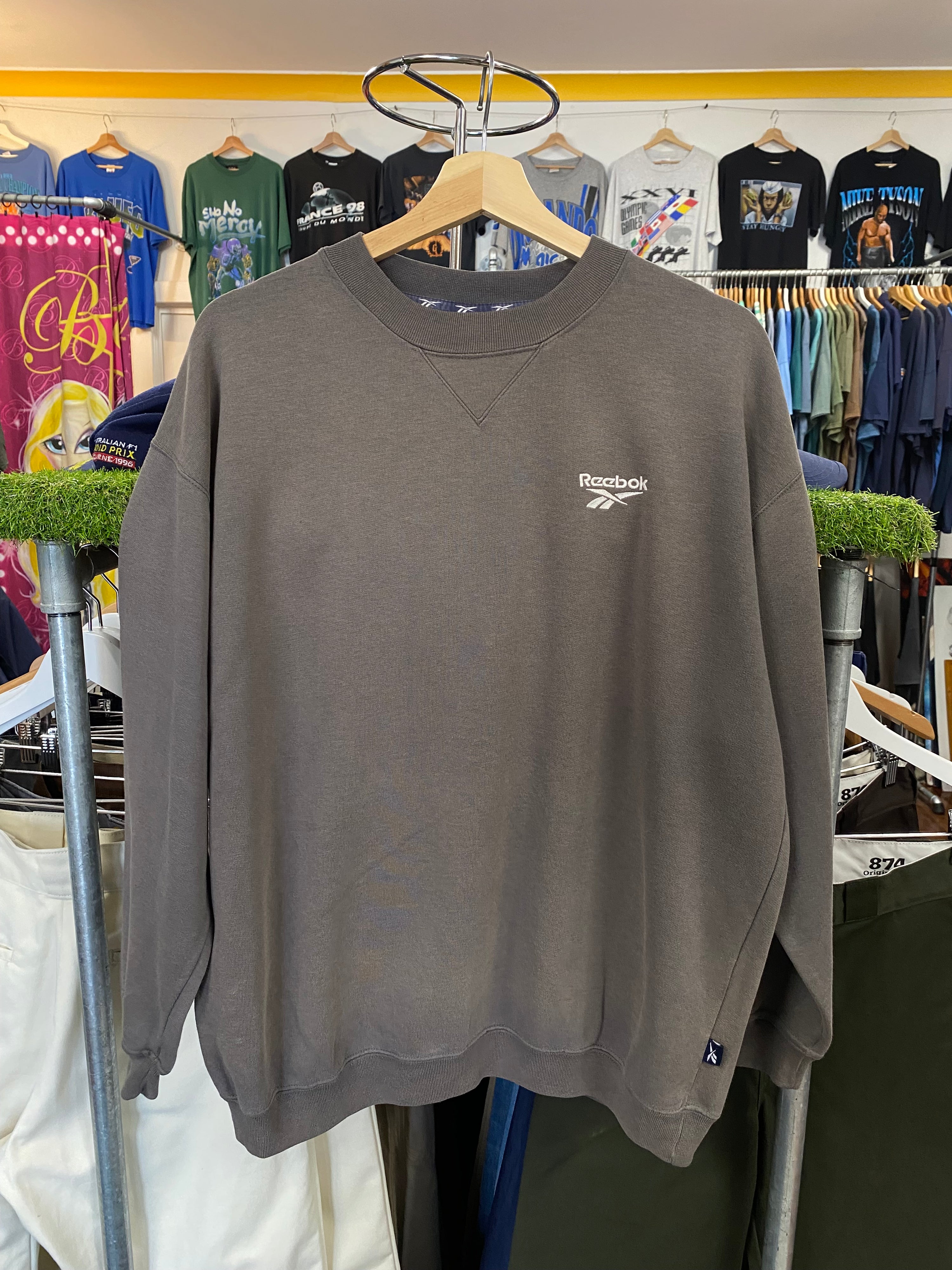 [XS] Reebok Embroidered Grey Jumper
