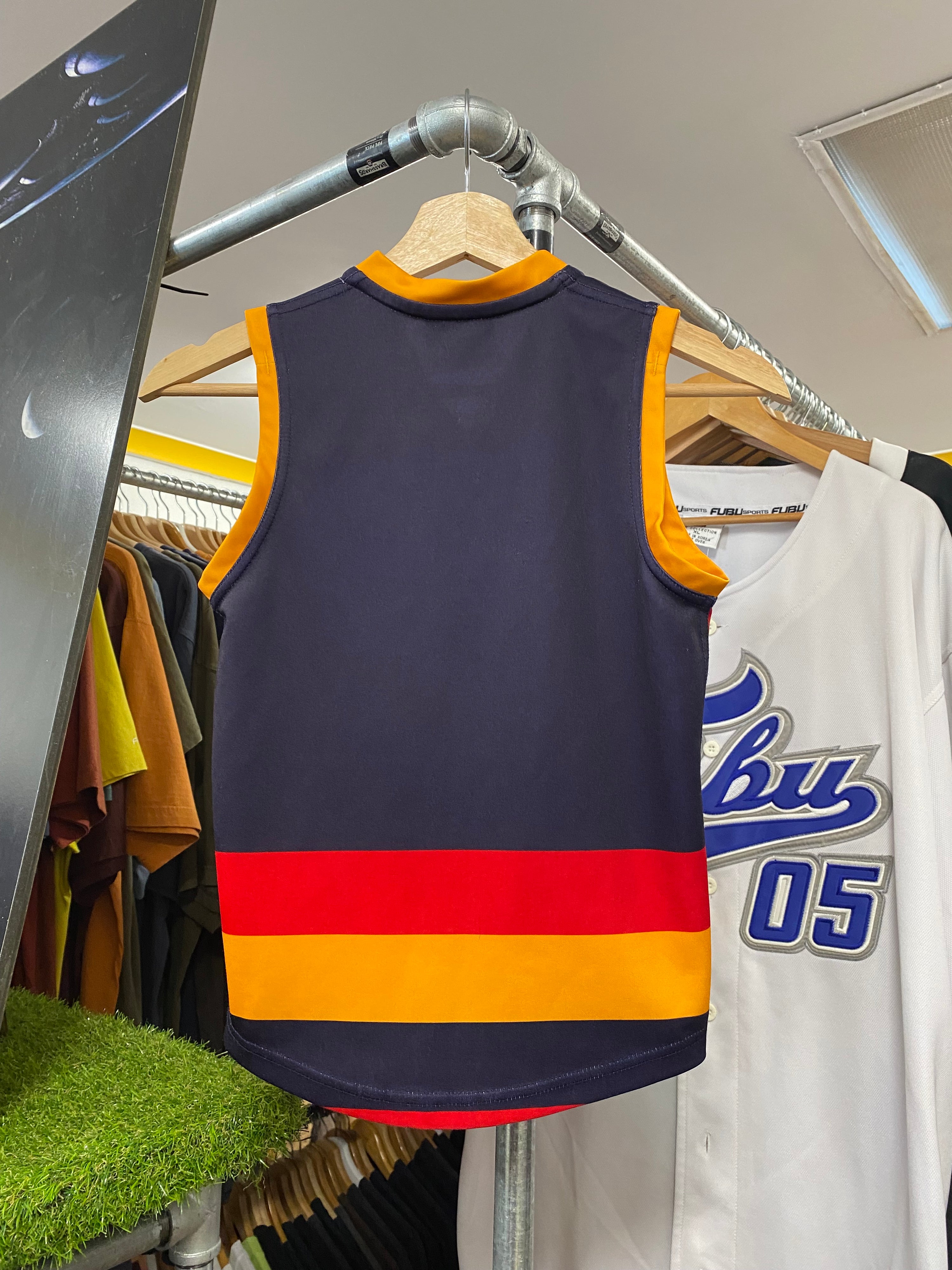 [6] Tiny Adelaide Crows Jersey