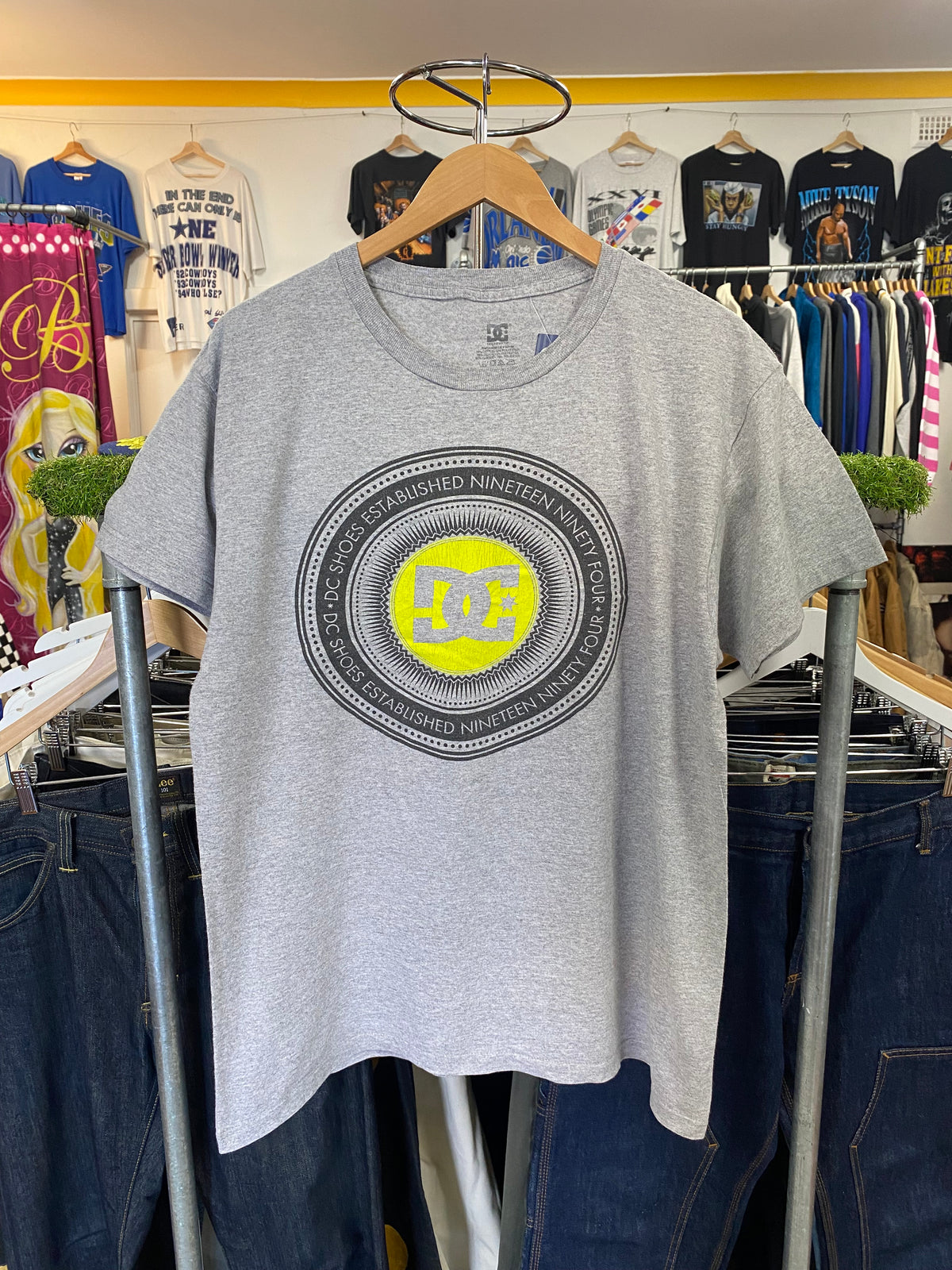 L - DC Presidential Seal Grey Tee