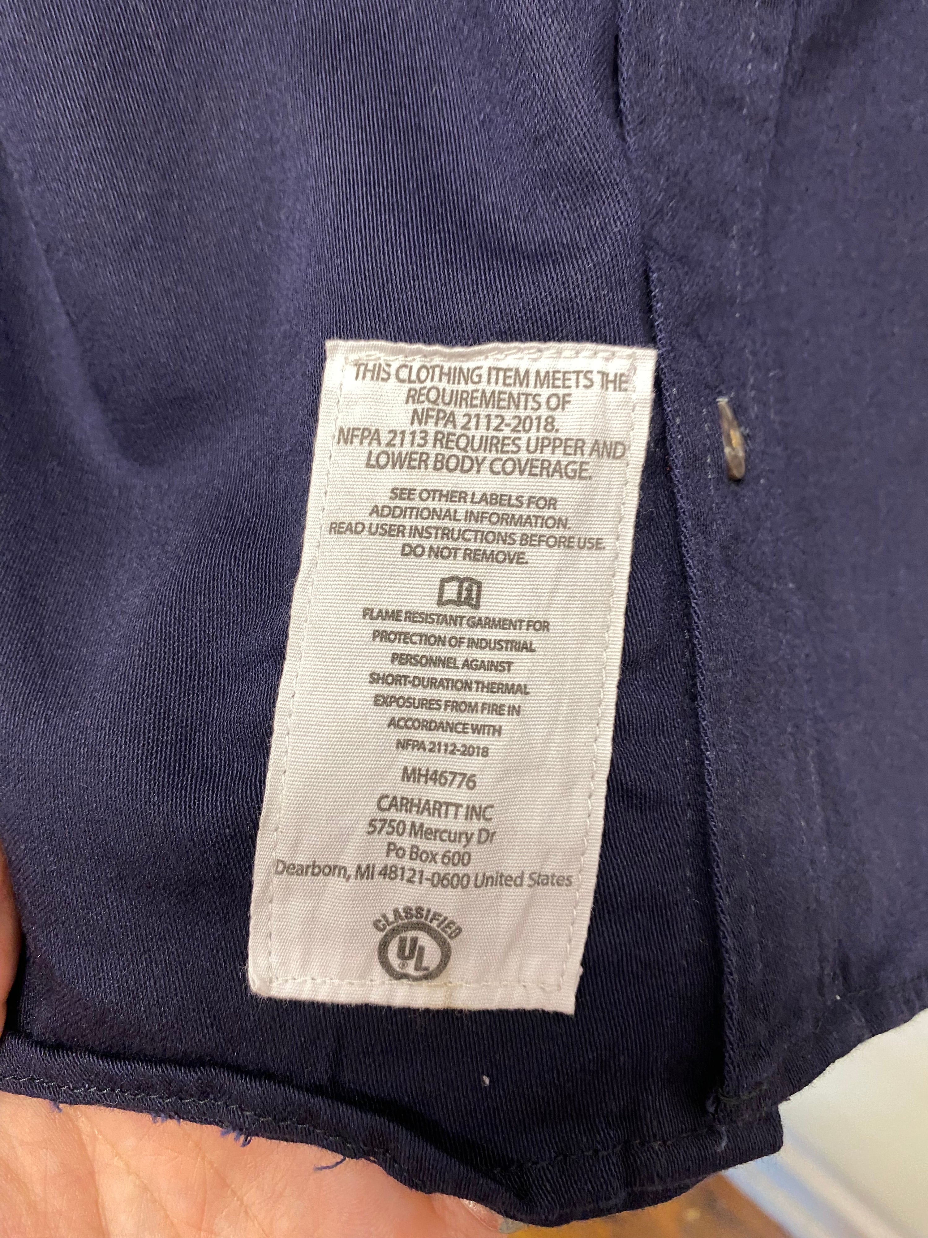 L - Carhartt FR Navy LS Button-up 'Shane'