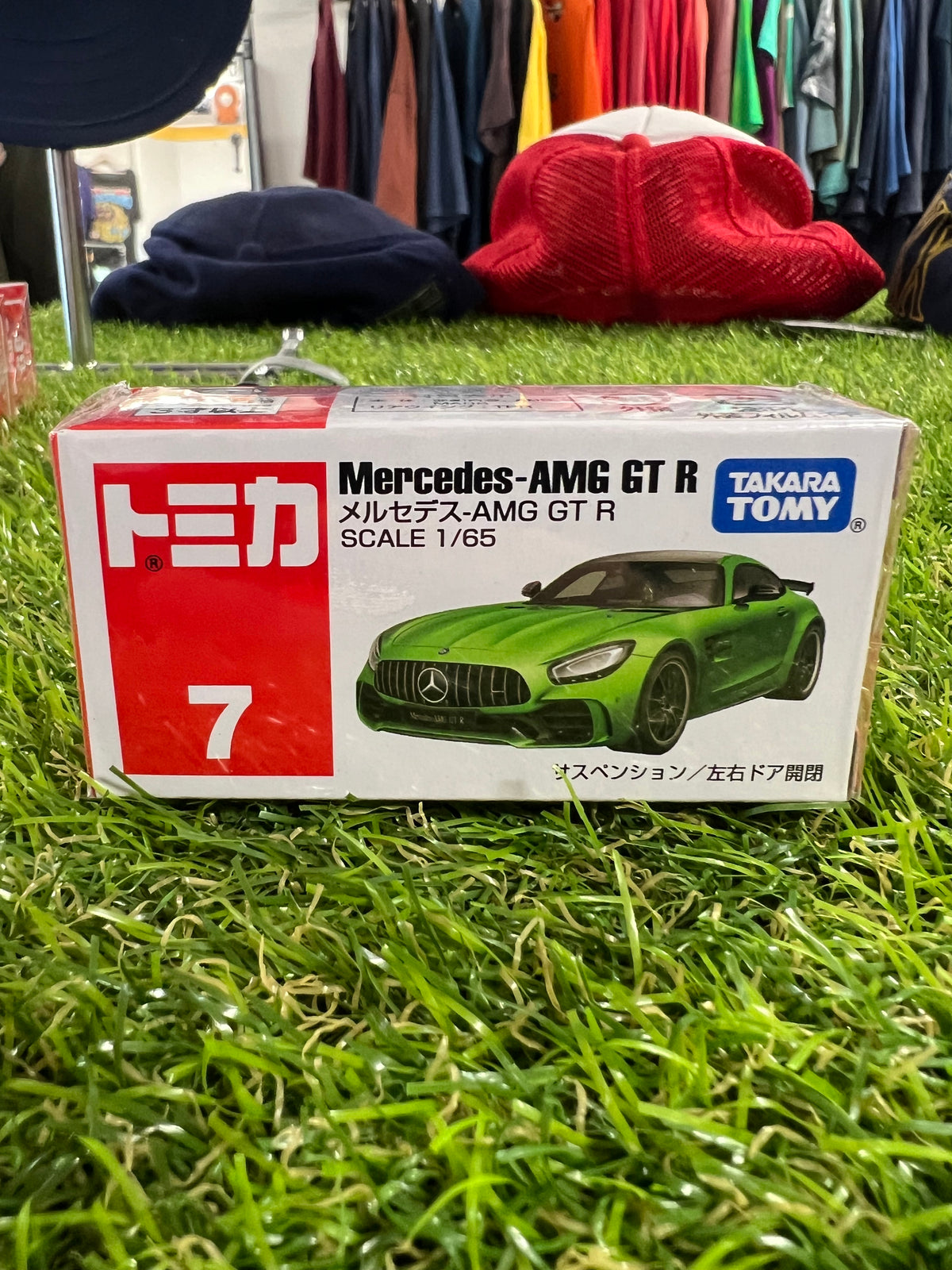 Takara Tomy 07 Mercedes AMG GT R