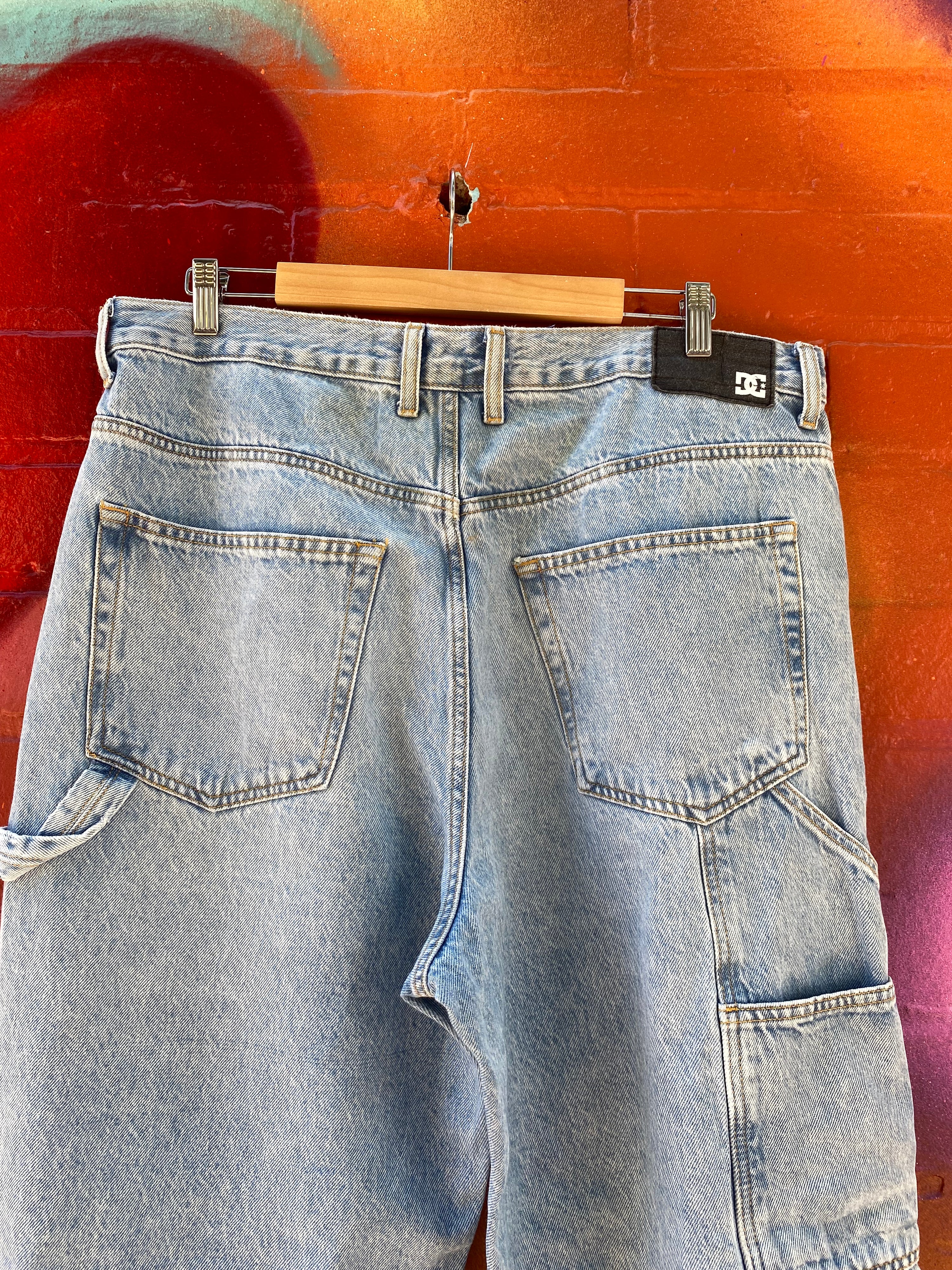 [34] DC Baggy Light Blue Denim Jeans