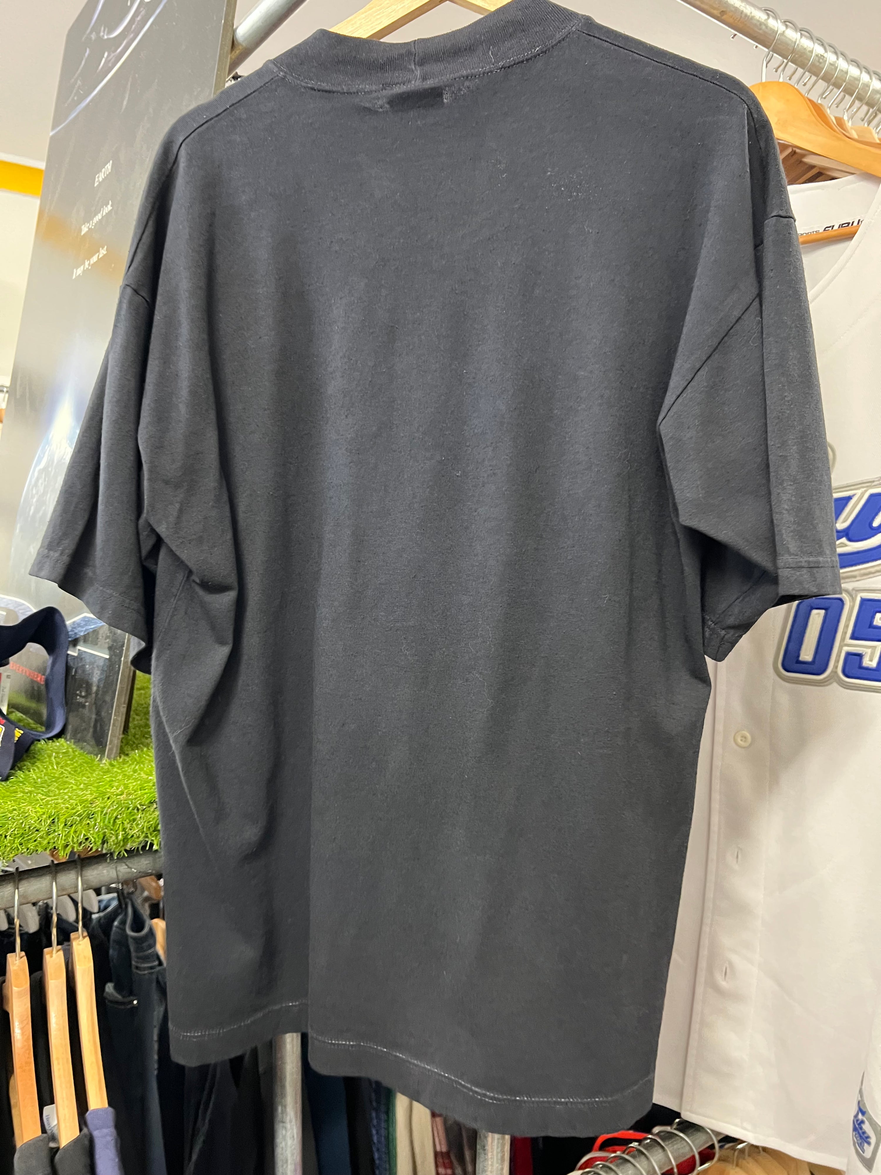 [M] 1996 Star Wars: R2D2 x C-3PO Orange Hue Black Tee