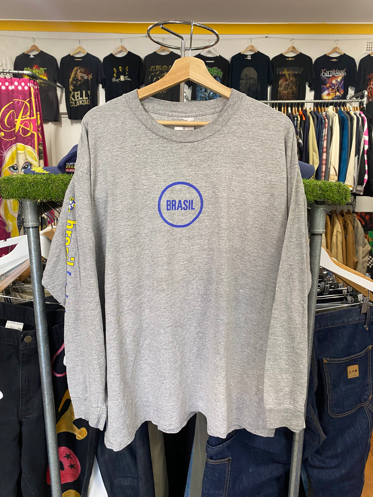 XL - 2000s Nike Brasil Futebol Grey Ls