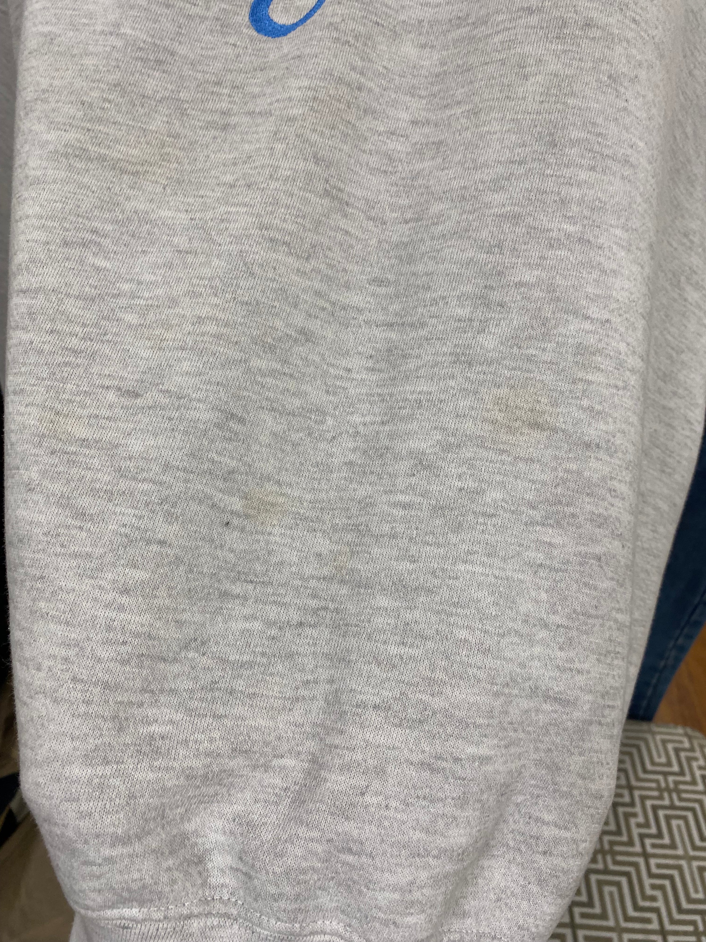 [L] Embroidered Willowbrook Music Vintage Jumper