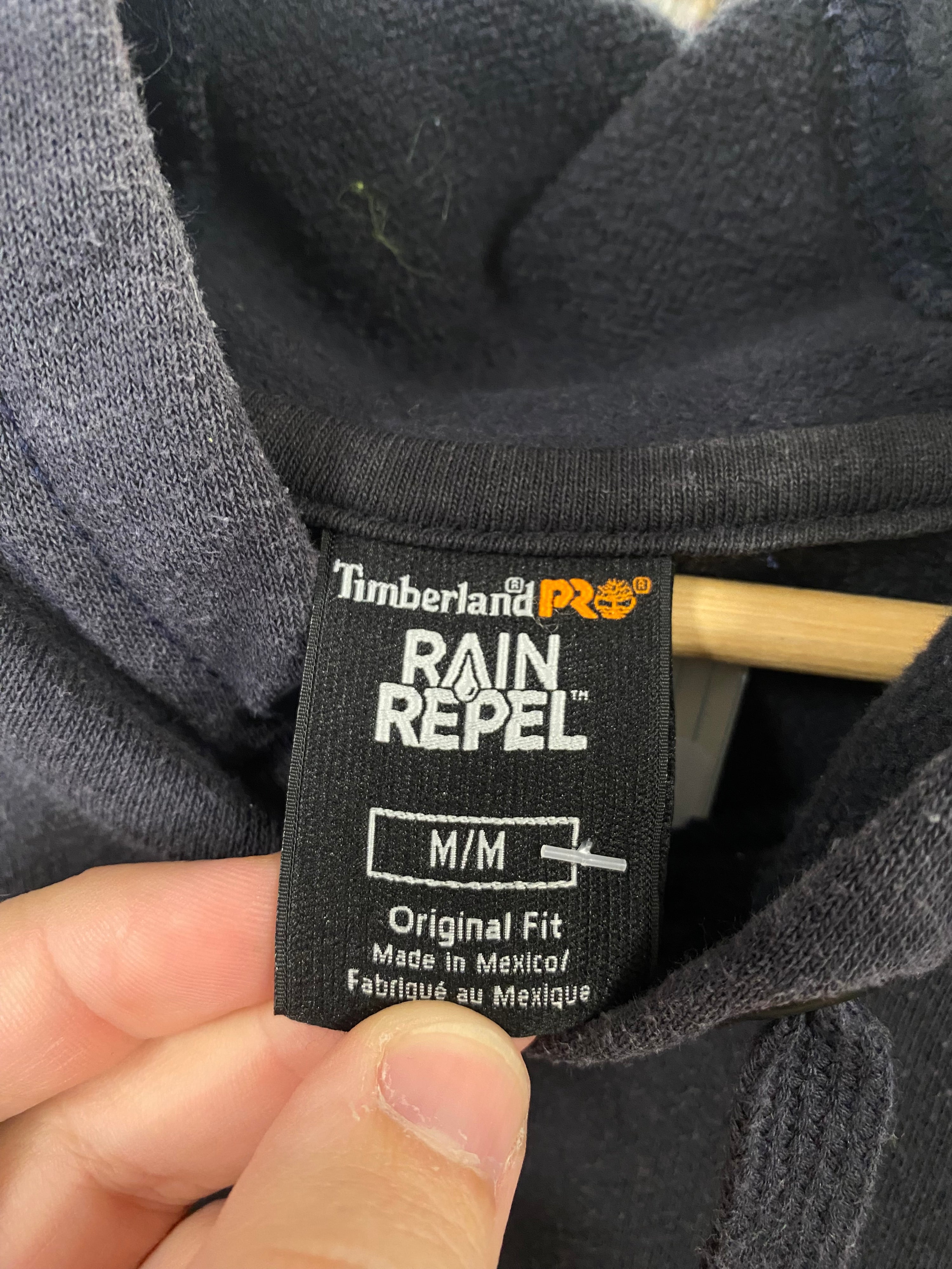 [M] Timberland Hoodie Sleeve Spellout