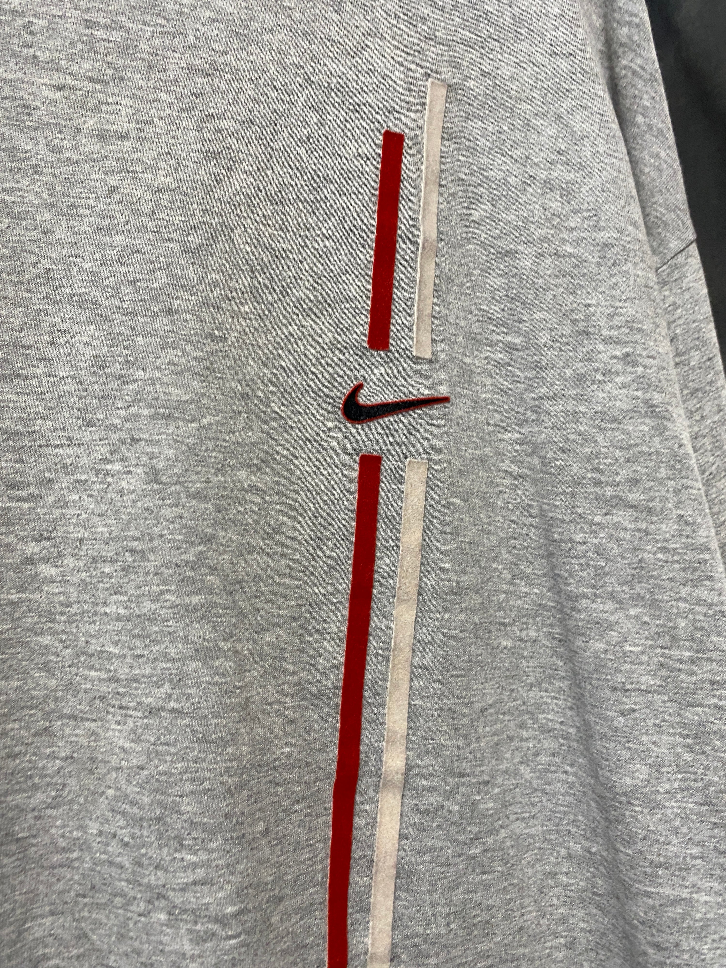 XL - 2000s Nike Small Tick White/Red Vertical Stripes