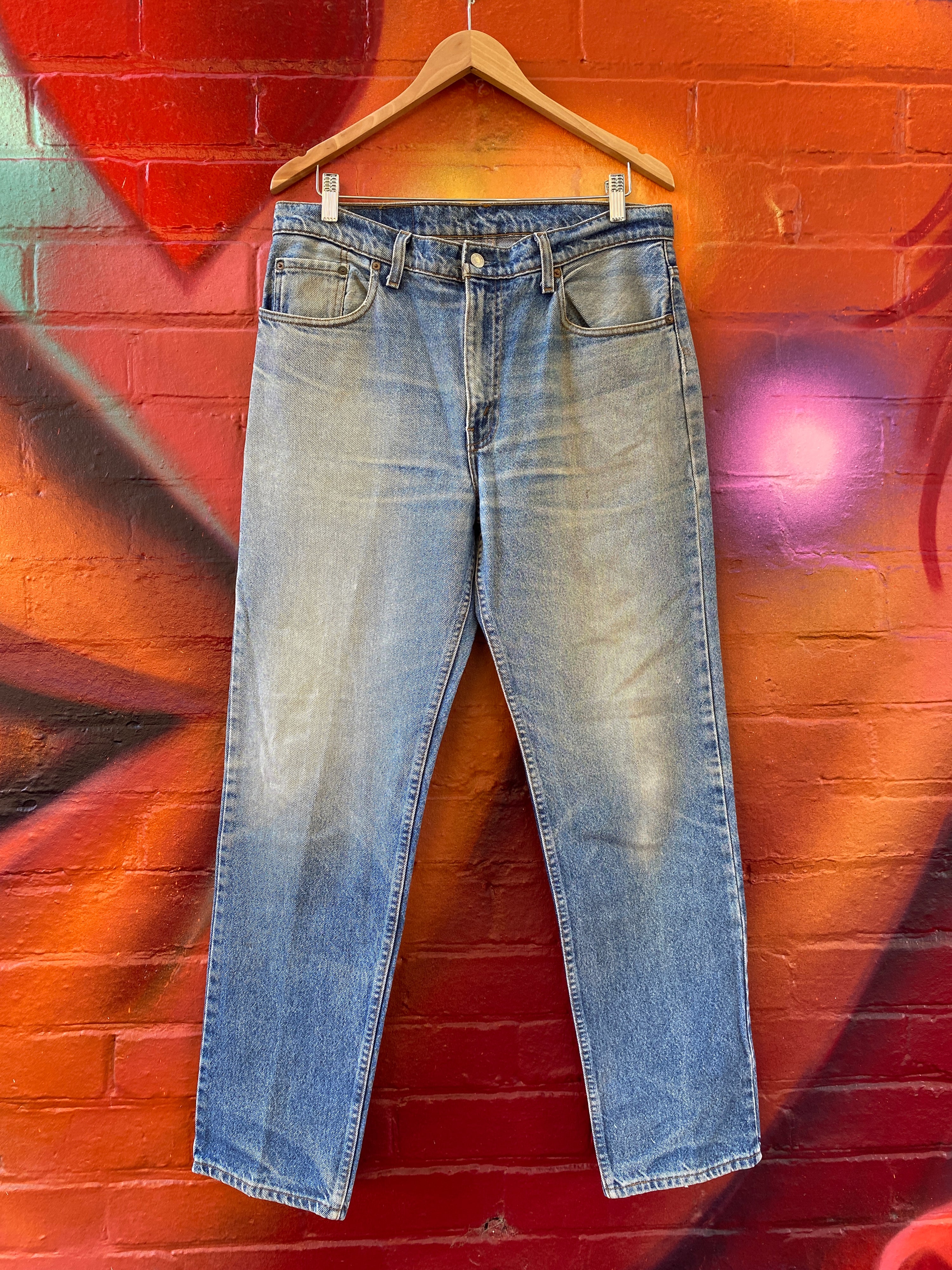 35 - Levi's Jeans 043
