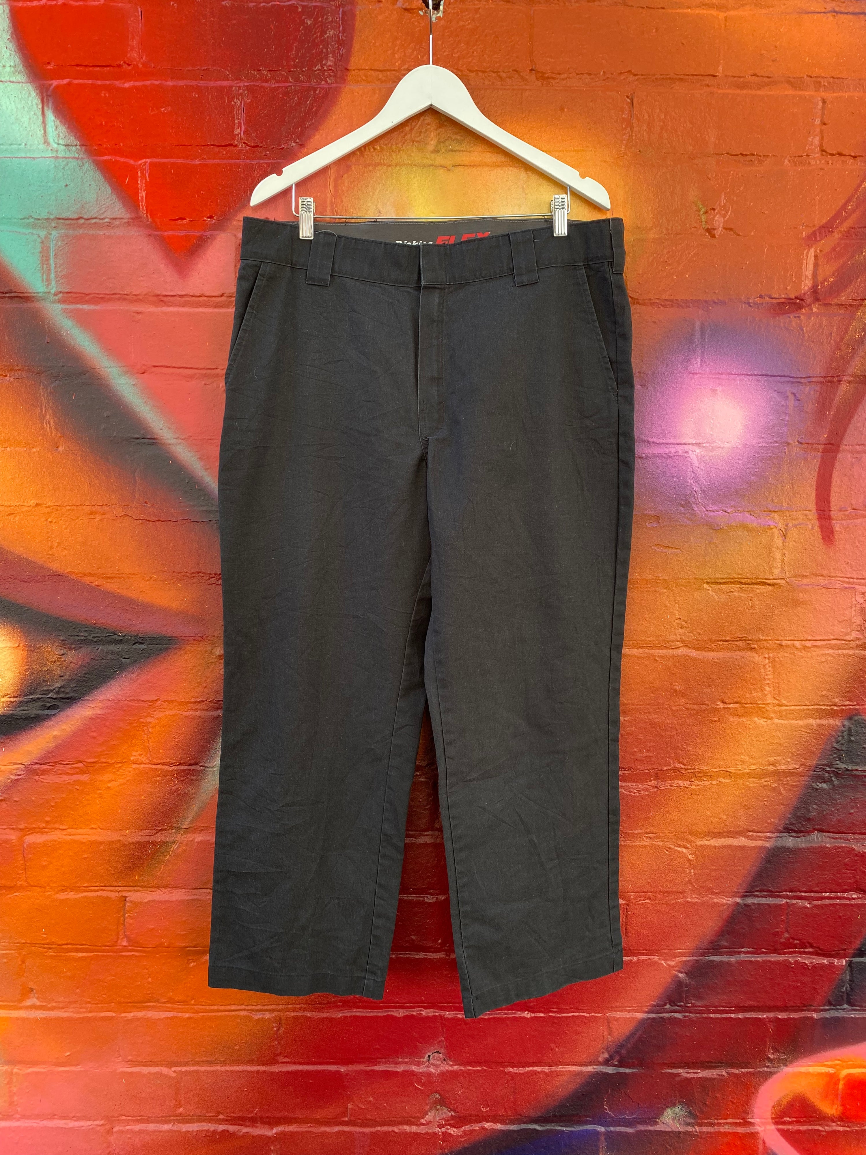[38] Dickies Flex Charcoal Work Pants D111