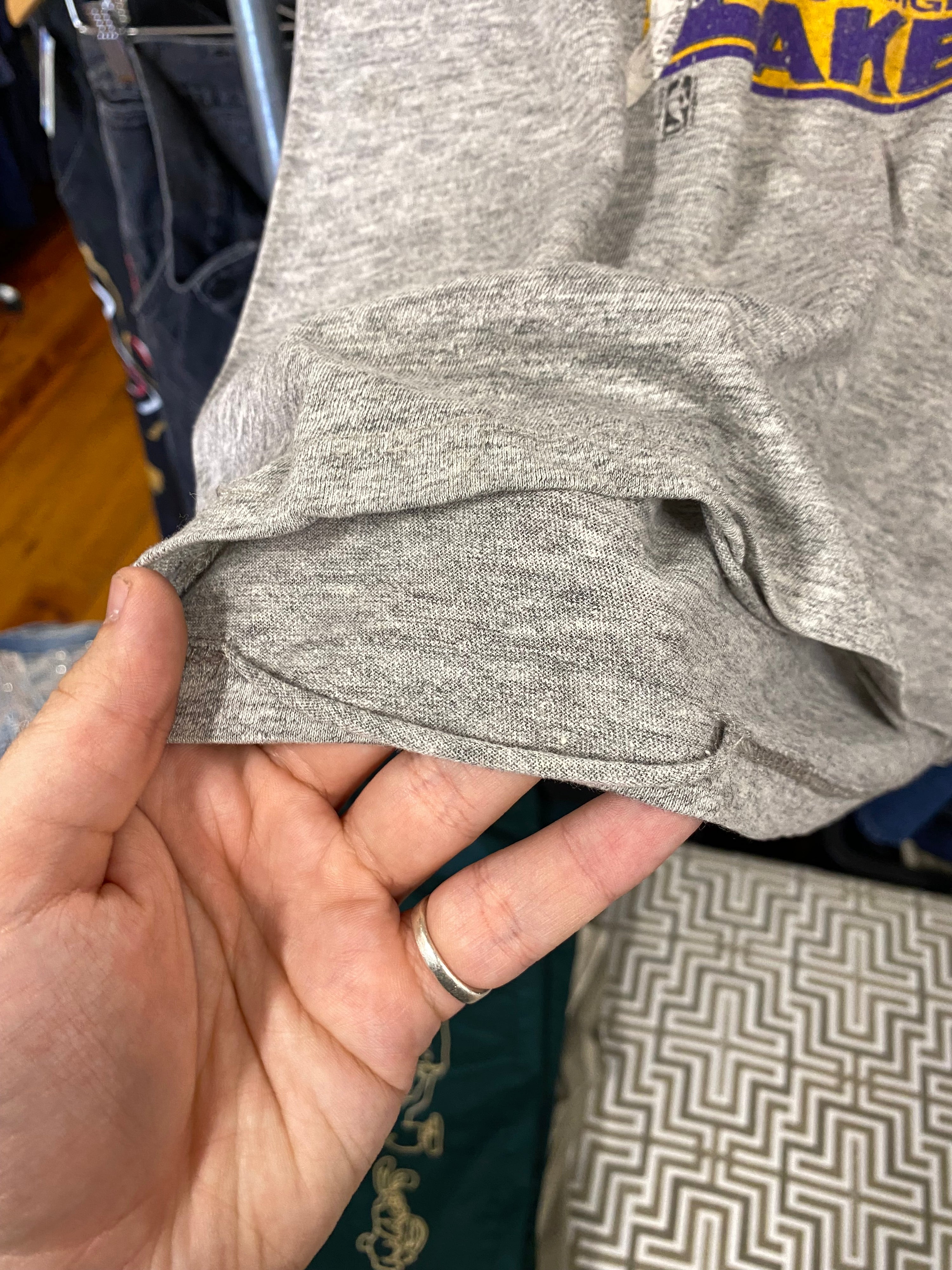 [M] 1980s James Worthy LA Lakers Caricature Tshirt