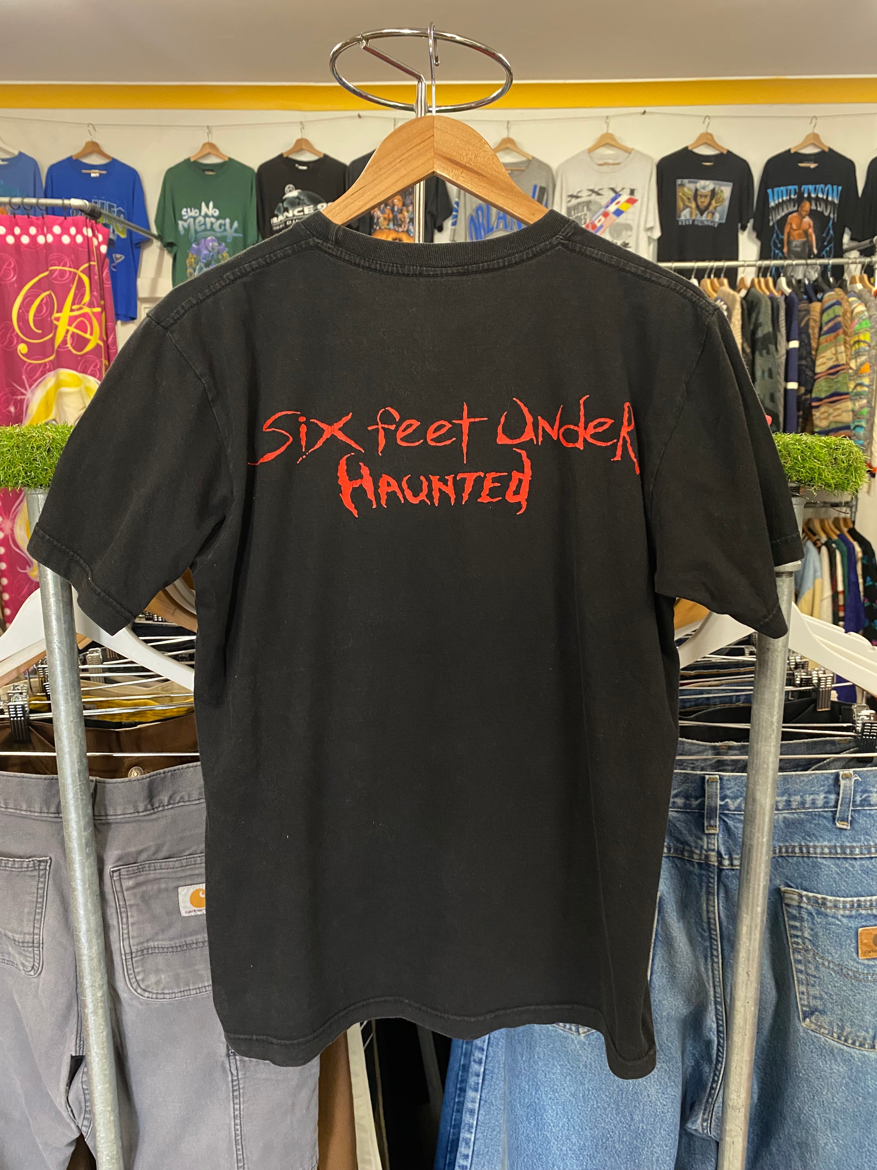 [M] Six Feet Under: Haunted Double Sided