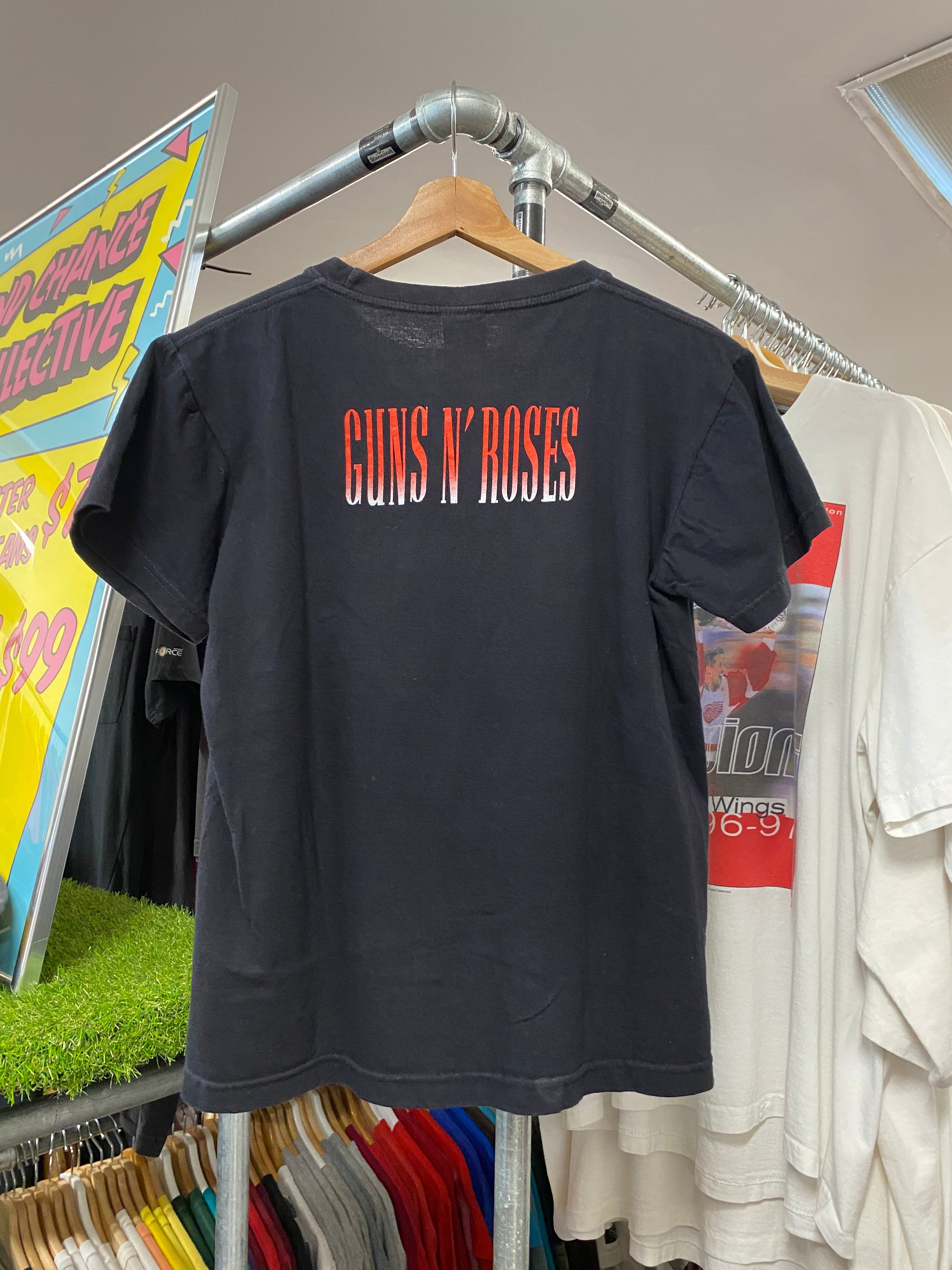 S - Guns N Roses Double Sided Hot Rock Tee