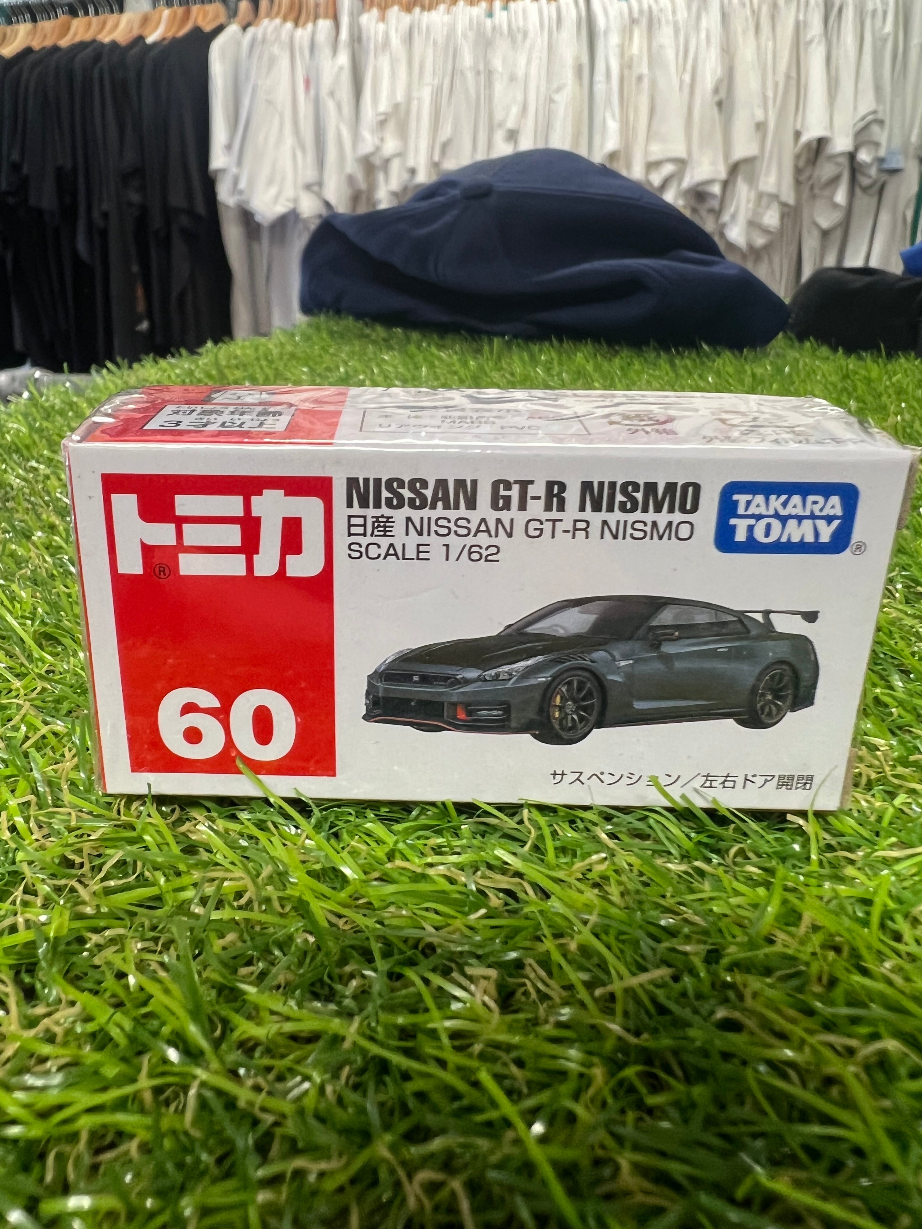Takara Tomy #60 Nissan GT-R Nismo