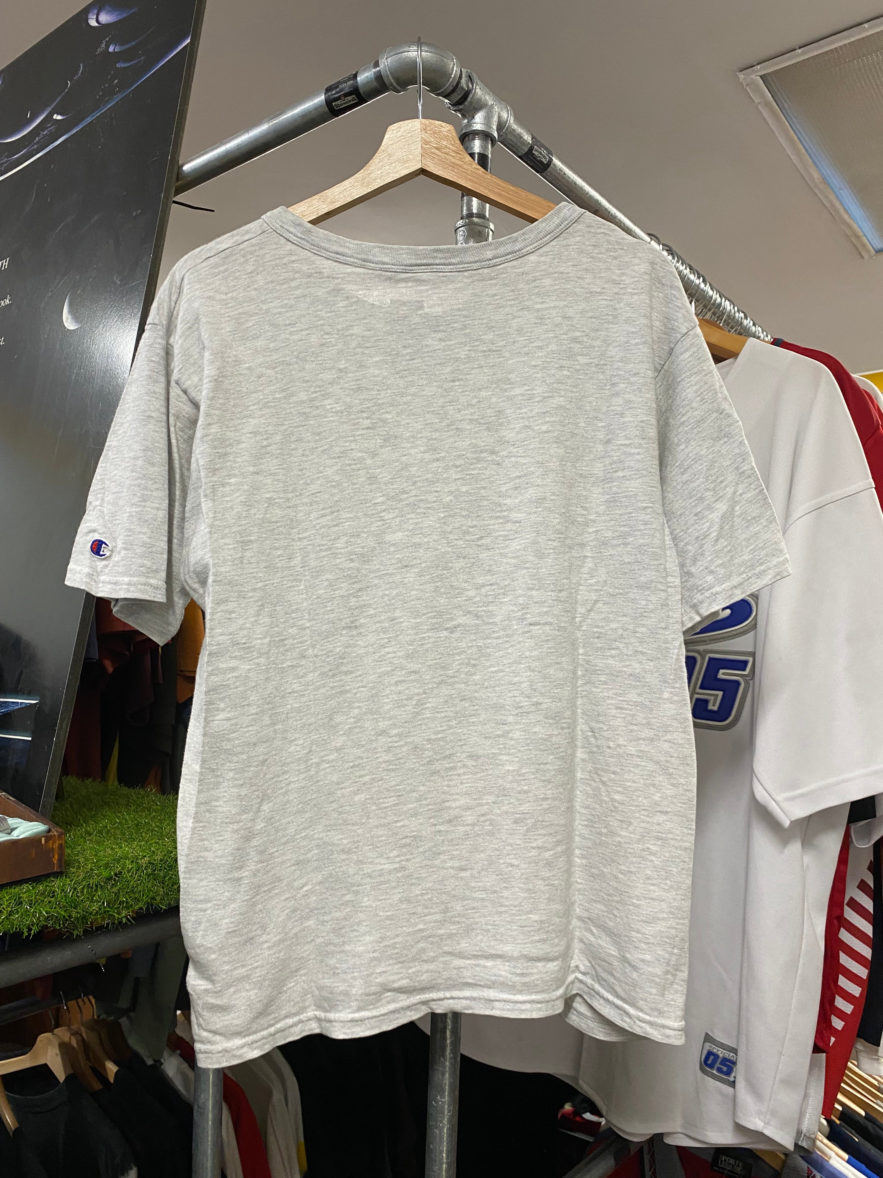 M - Vintage Champion Bulls Basketball Grey Tee