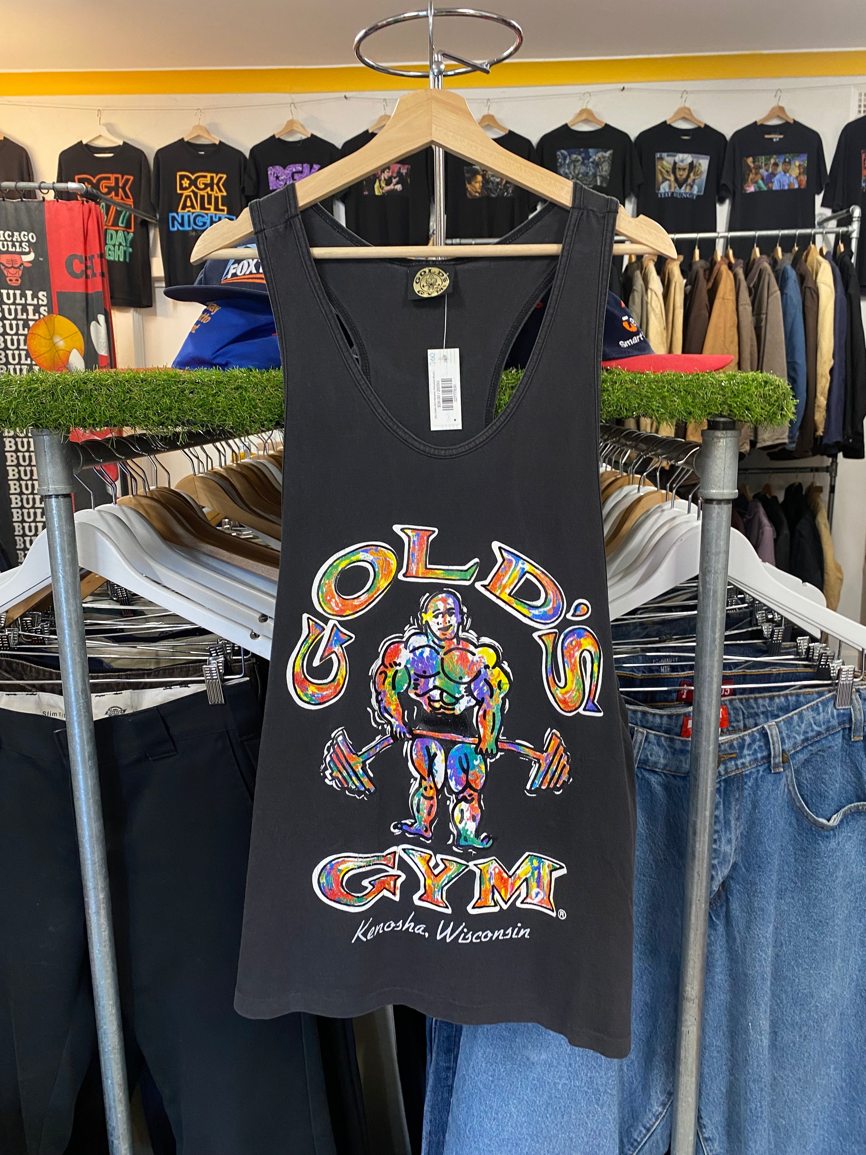 [XL] Golds Gym Kenosha, Wisconsin Muscle Singlet