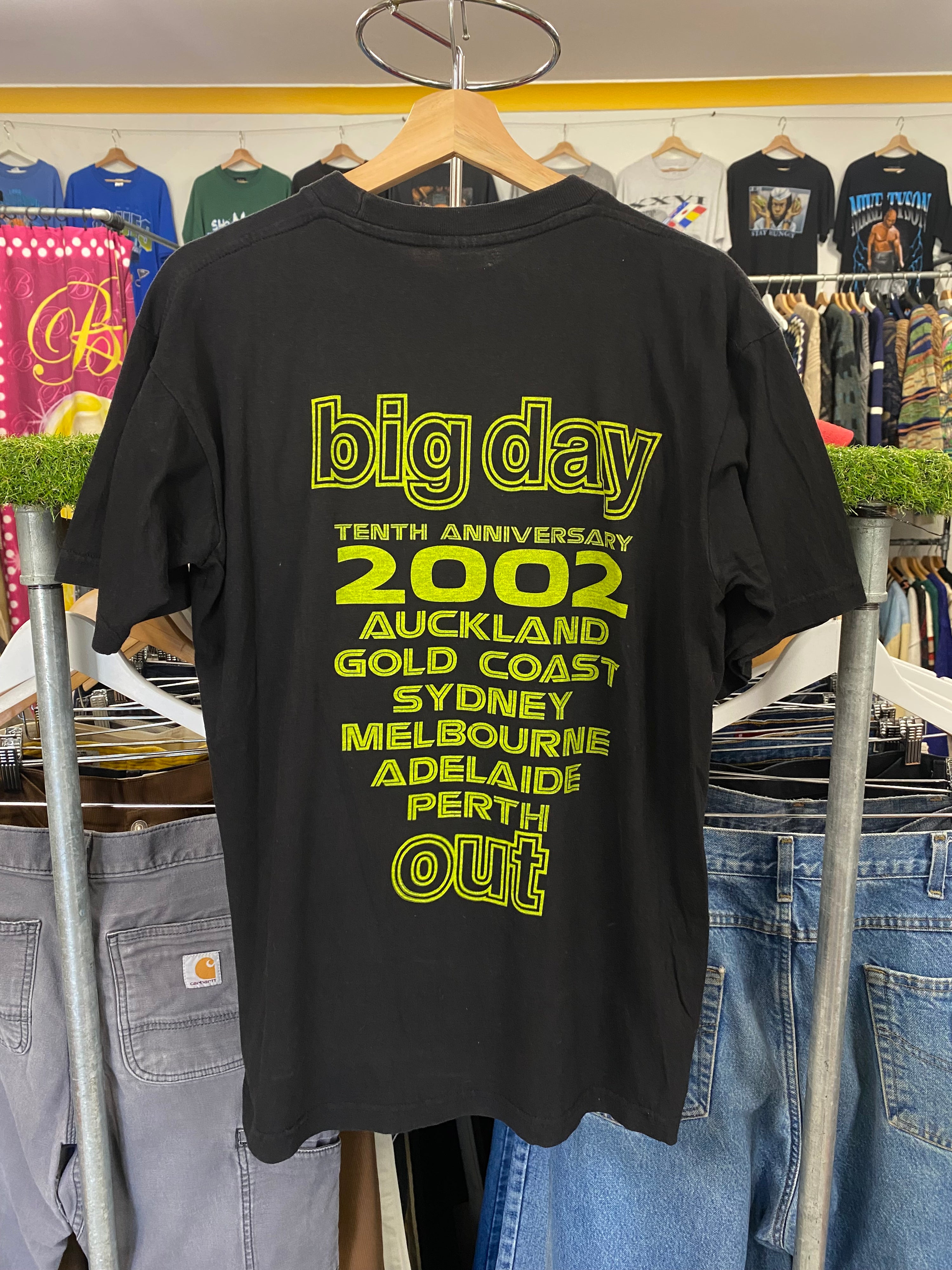 [M] 2002 Big Day Out Bowling Tee