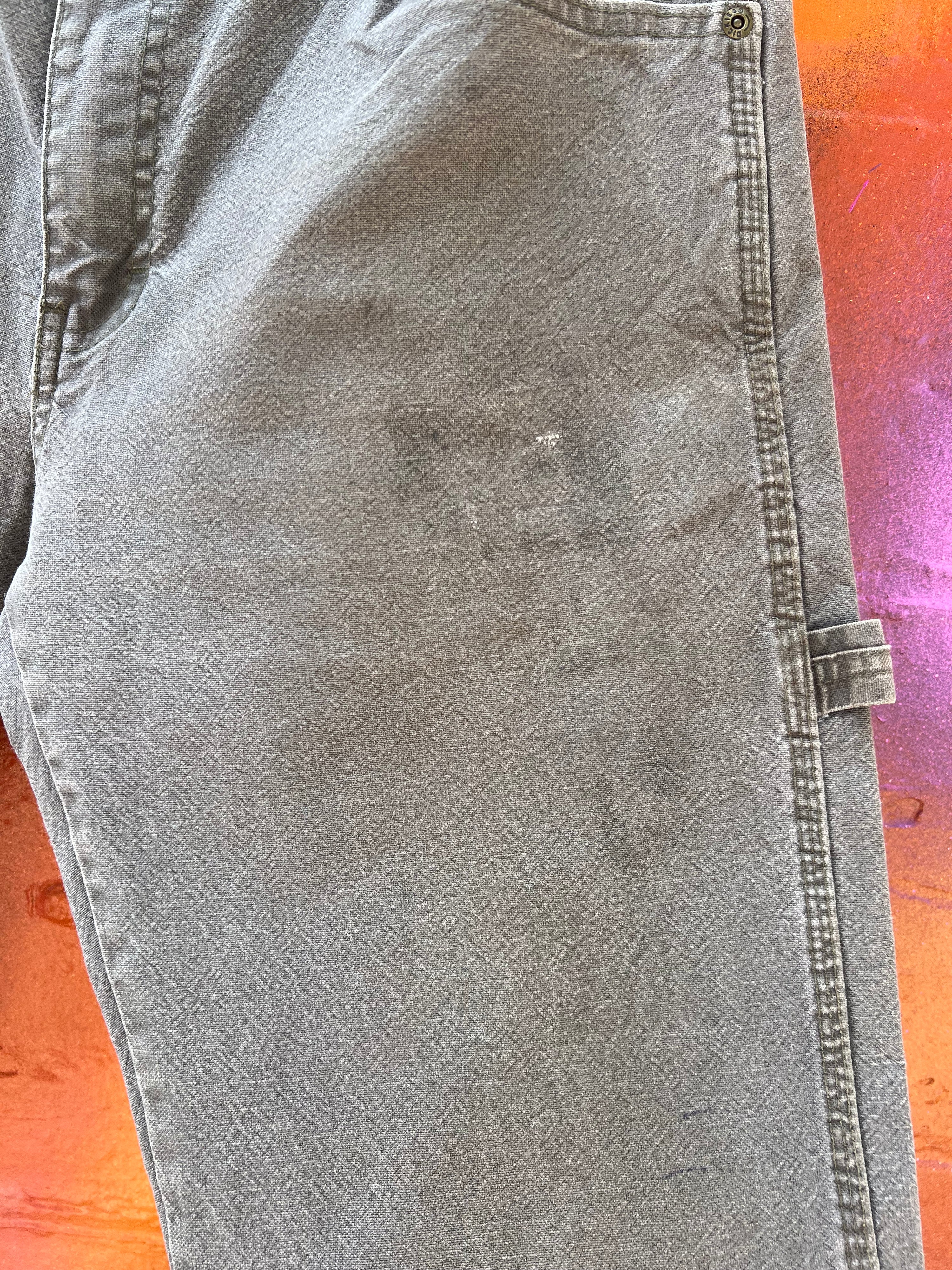 32 - Dickies Faded Brown/Grey Carpenter Shorts DS109
