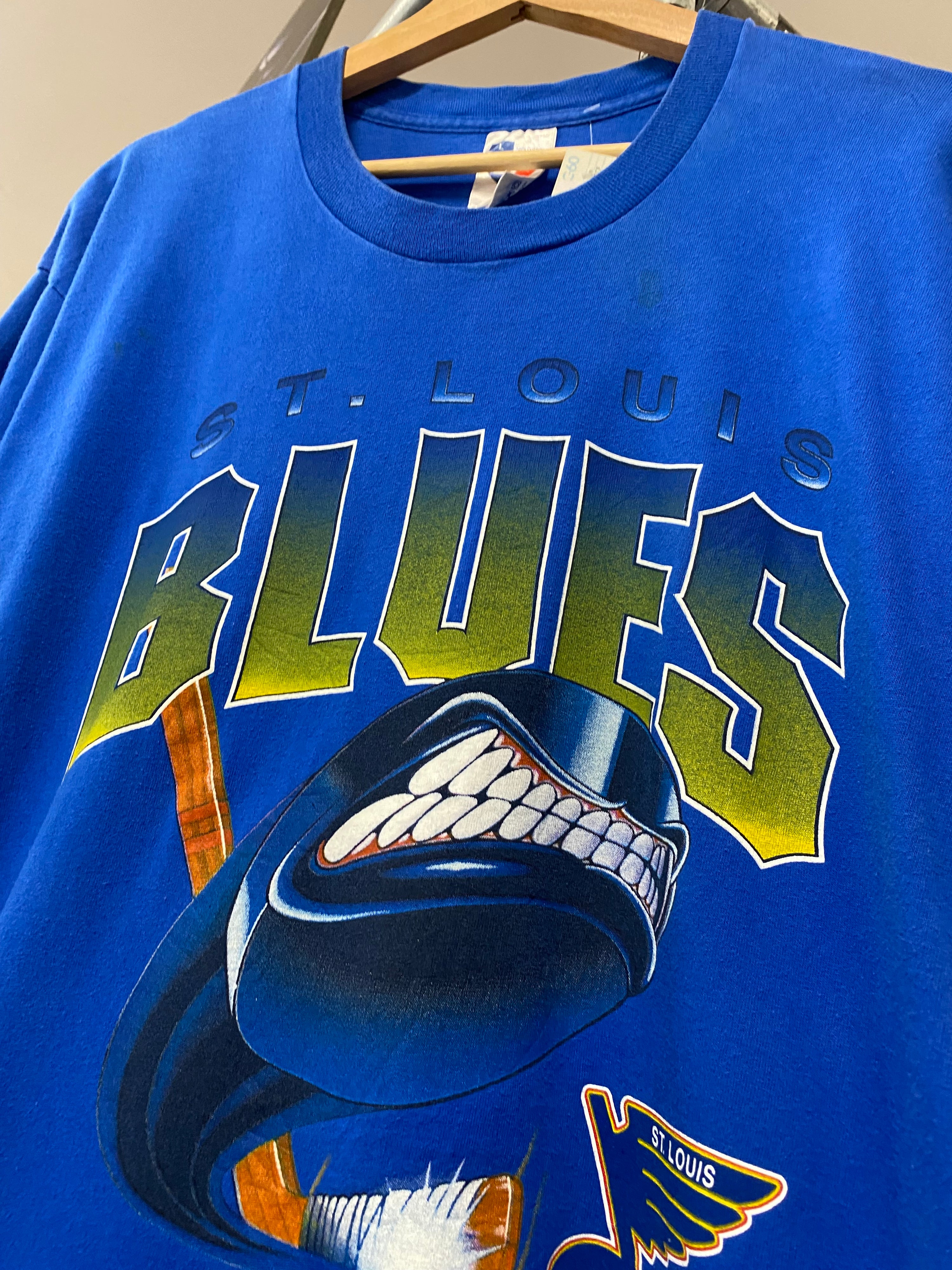 L - 1990s St Louis Blues Angry Puck Blue Tee
