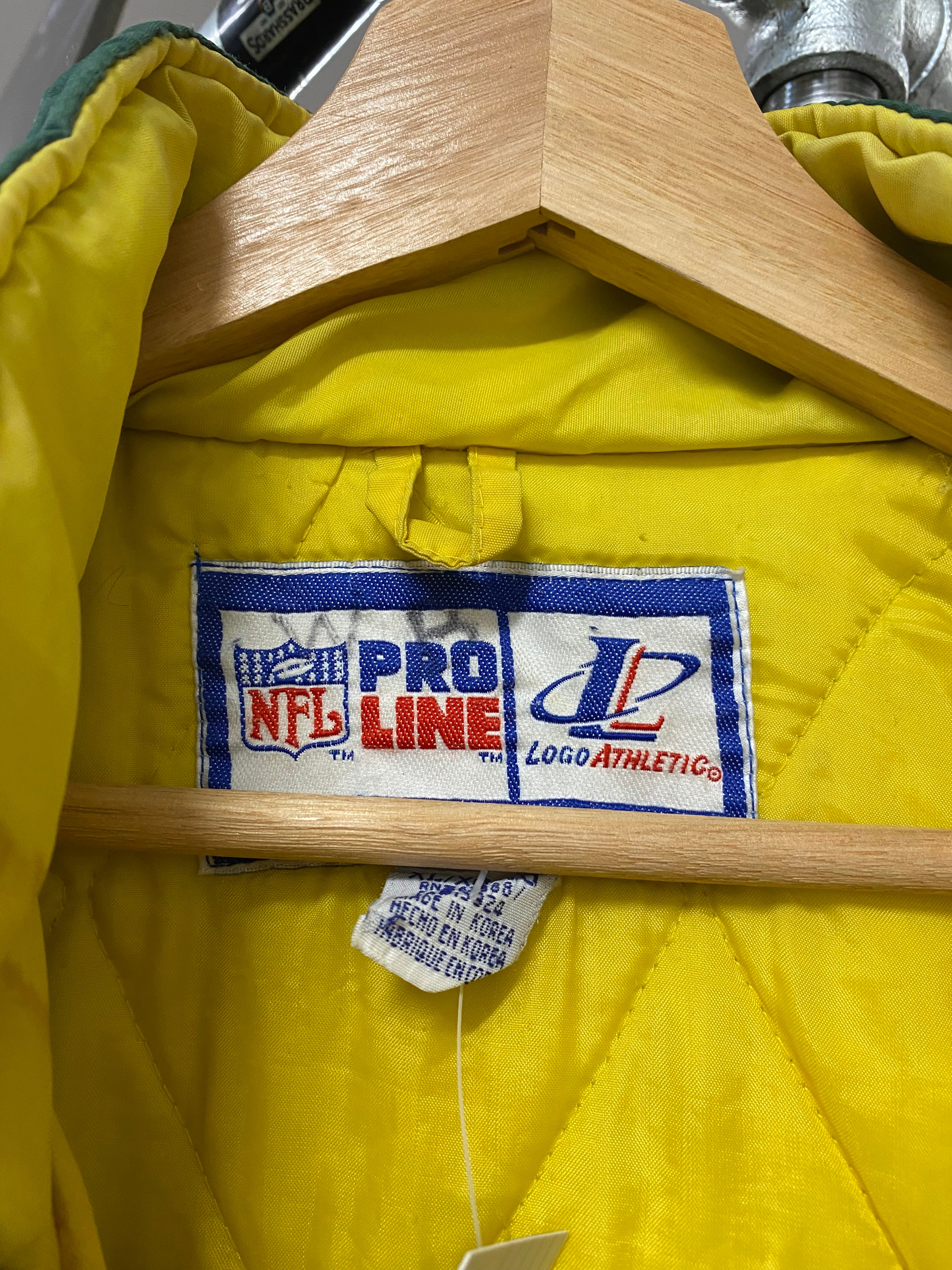 [XL] Vintage Green Bay Pro Line Jacket