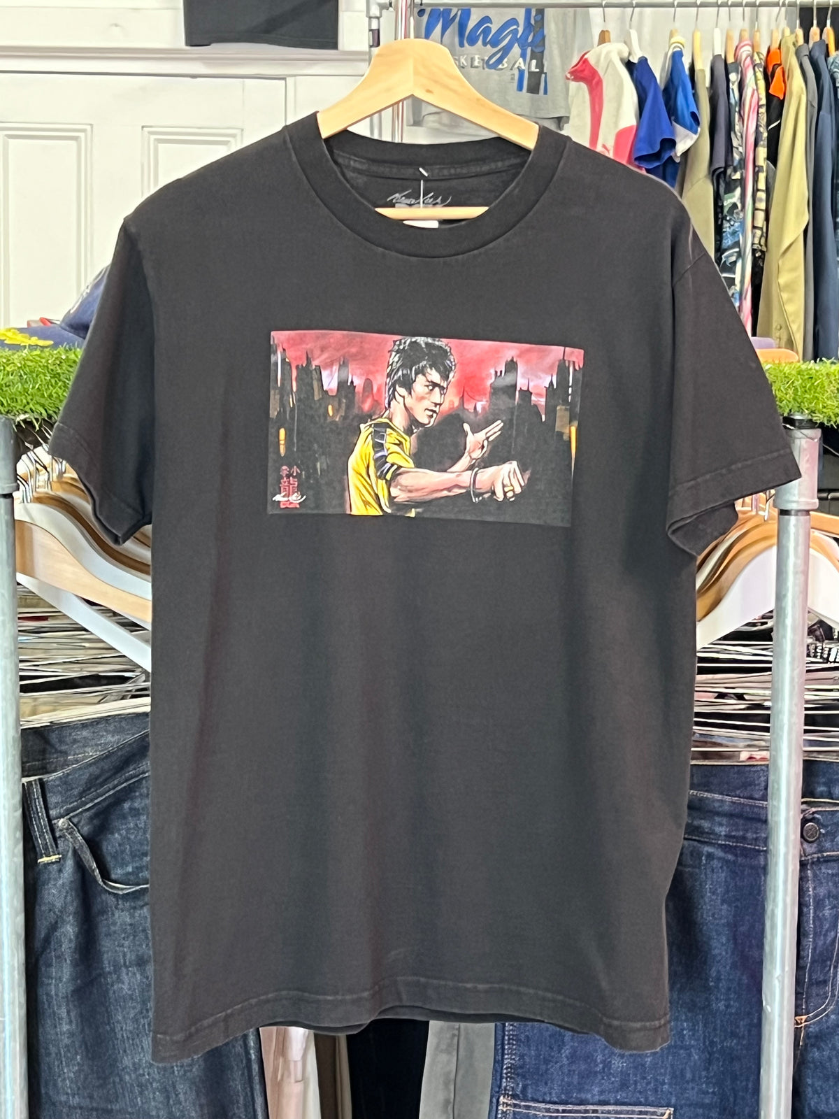 M - DGK Bruce Lee Black Box Tshirt