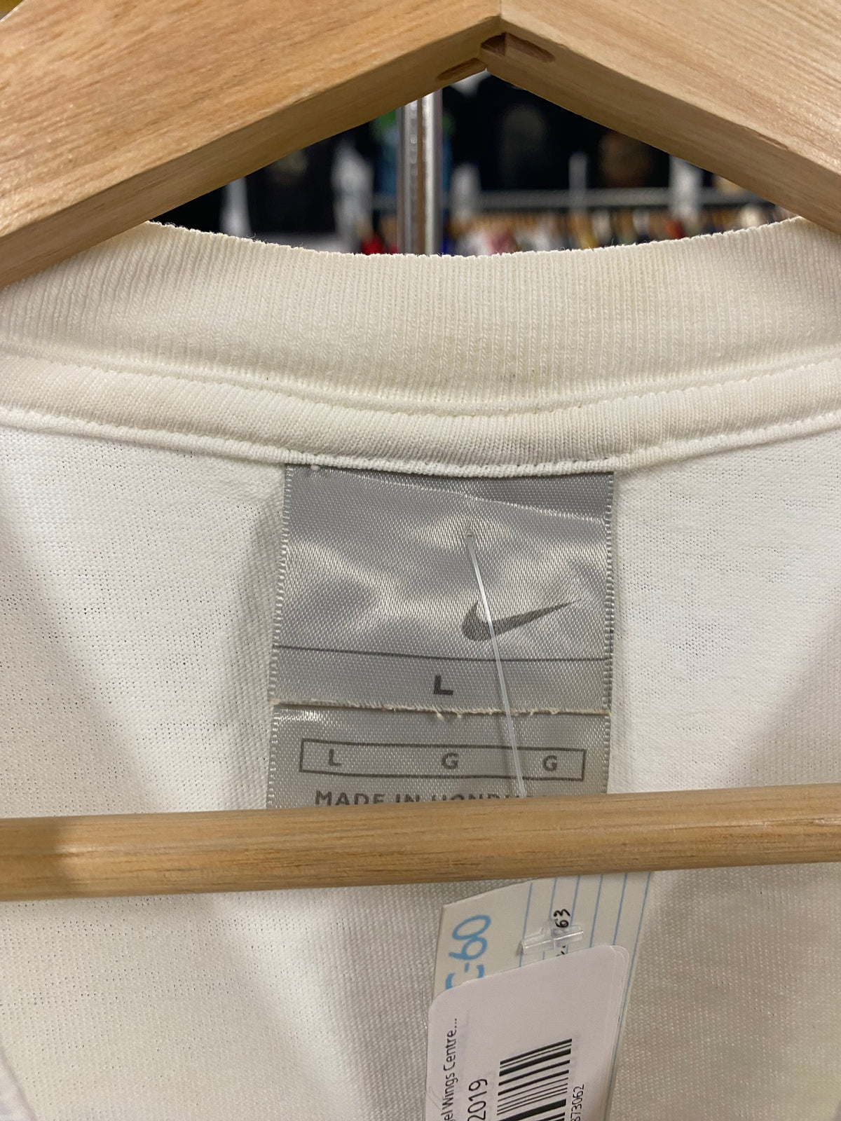 [L] Vintage Nike Air Jordan Angel Wings Centre Logo Tshirt