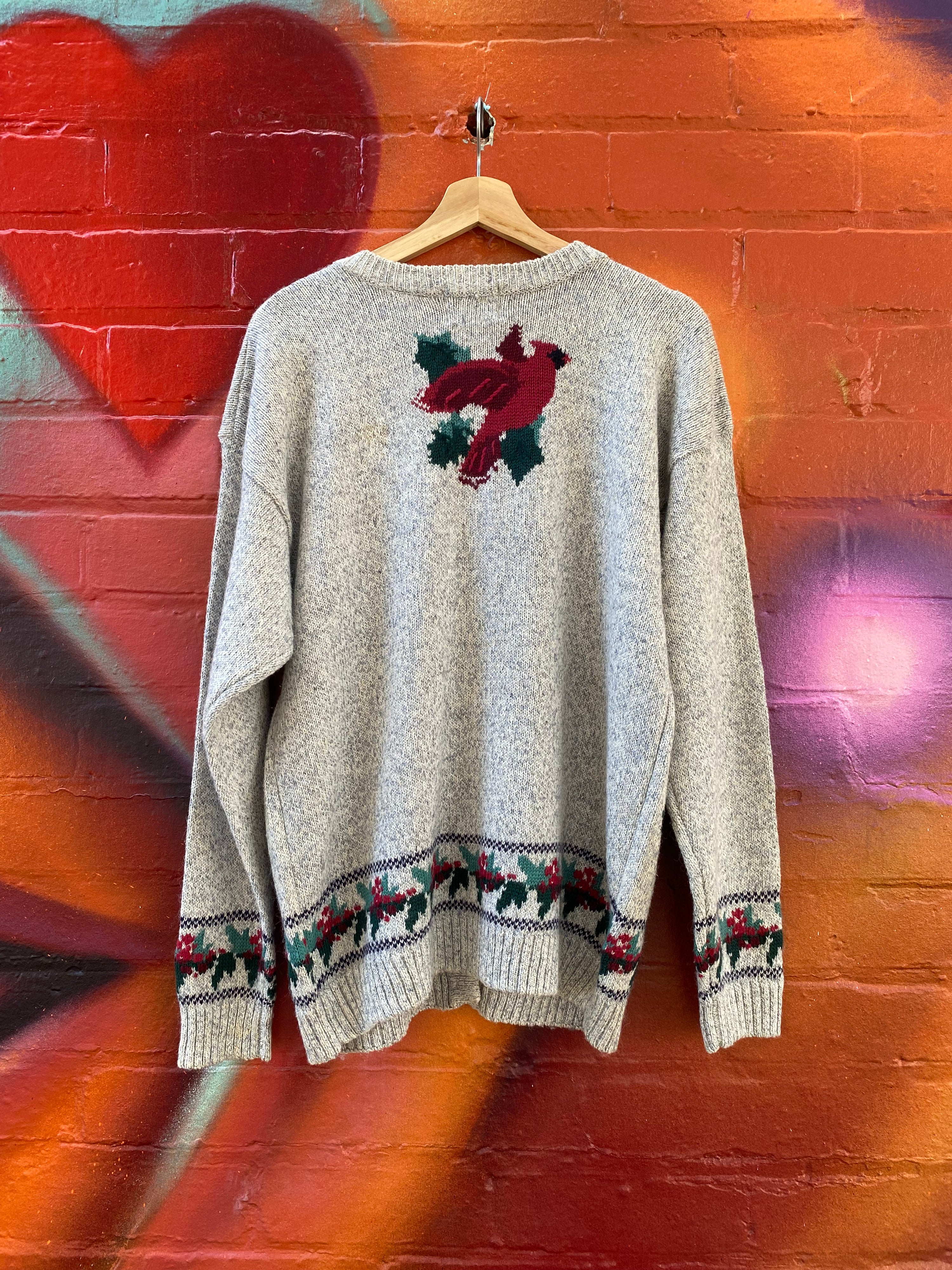 [M] Northern Treasures Red Cardinal Birds Cardigan