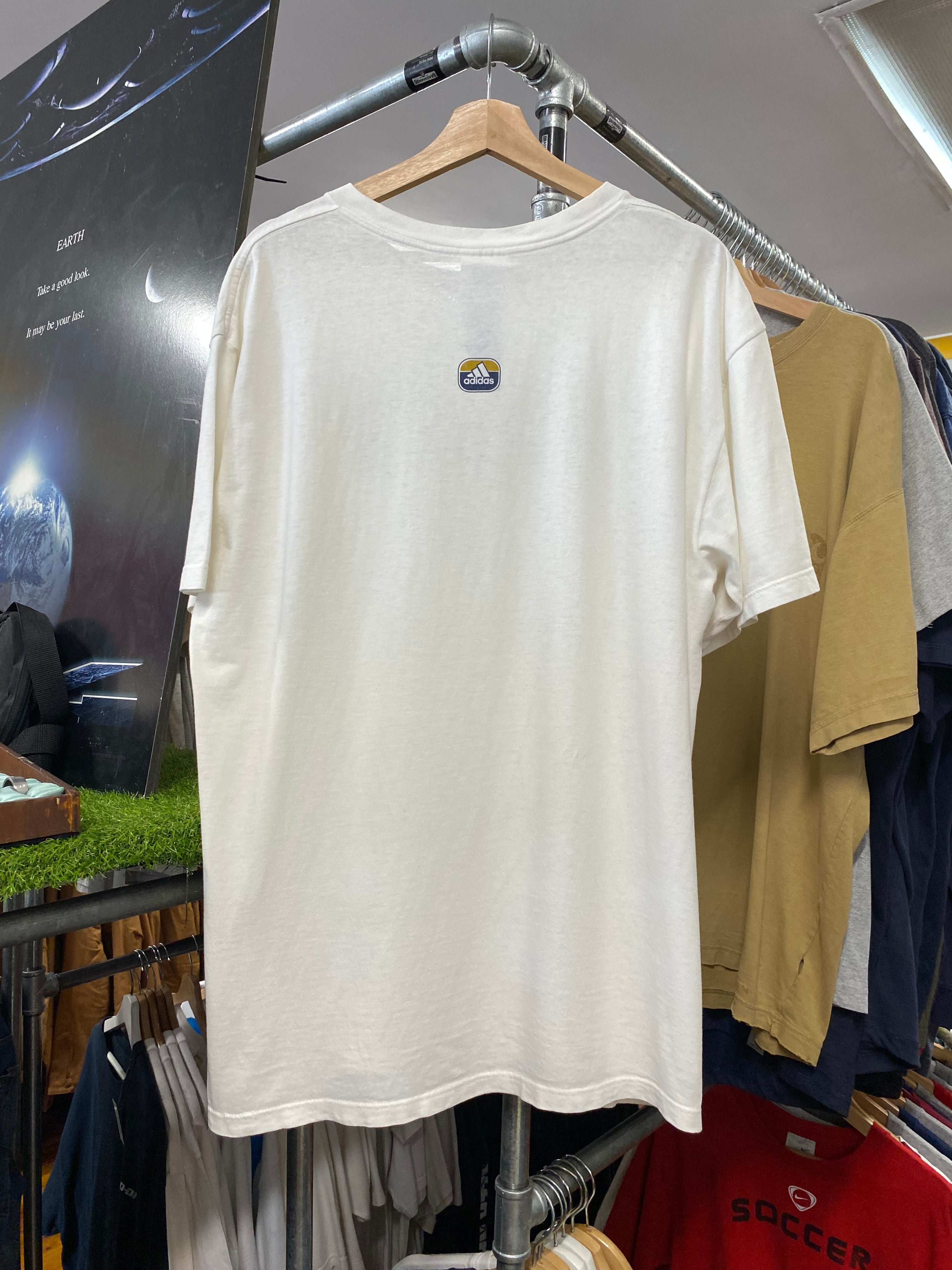 L - Adidas x Notre Dame Fighting Irish Fencing White DS Tee