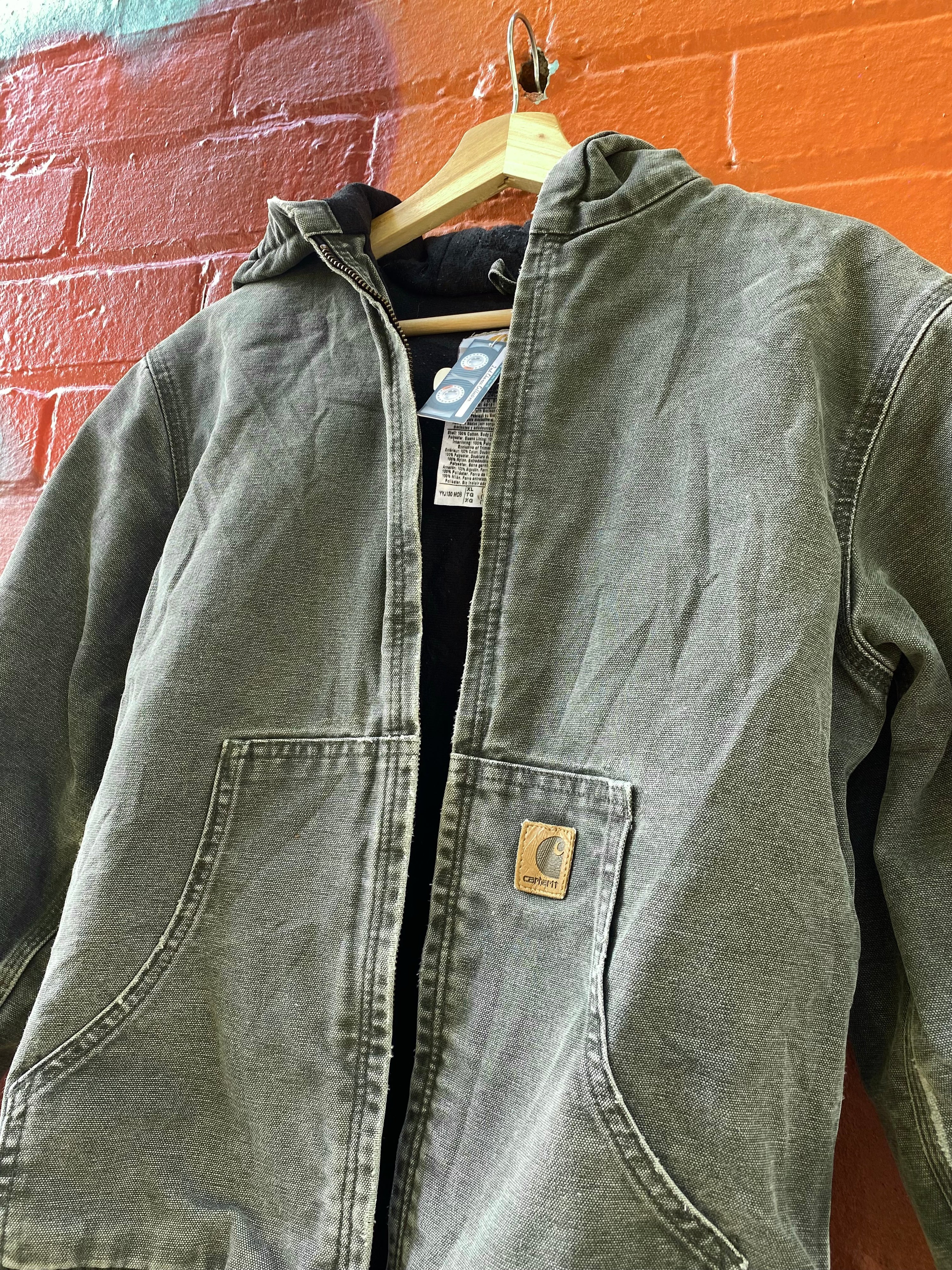 [S] Carhartt Faded Green Active Jacket Damaged Zip