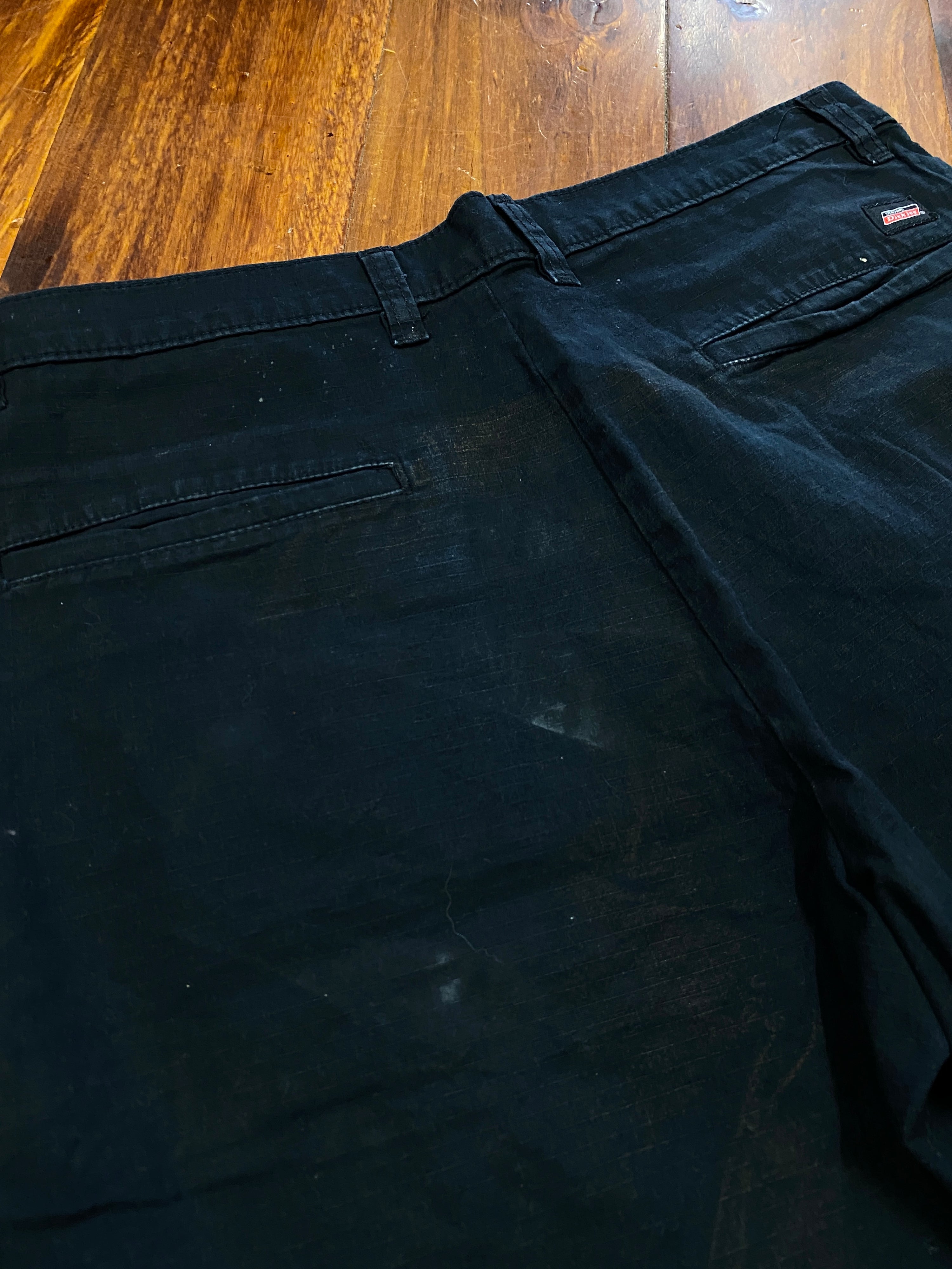 32 - Dickies Work Shorts Black S313