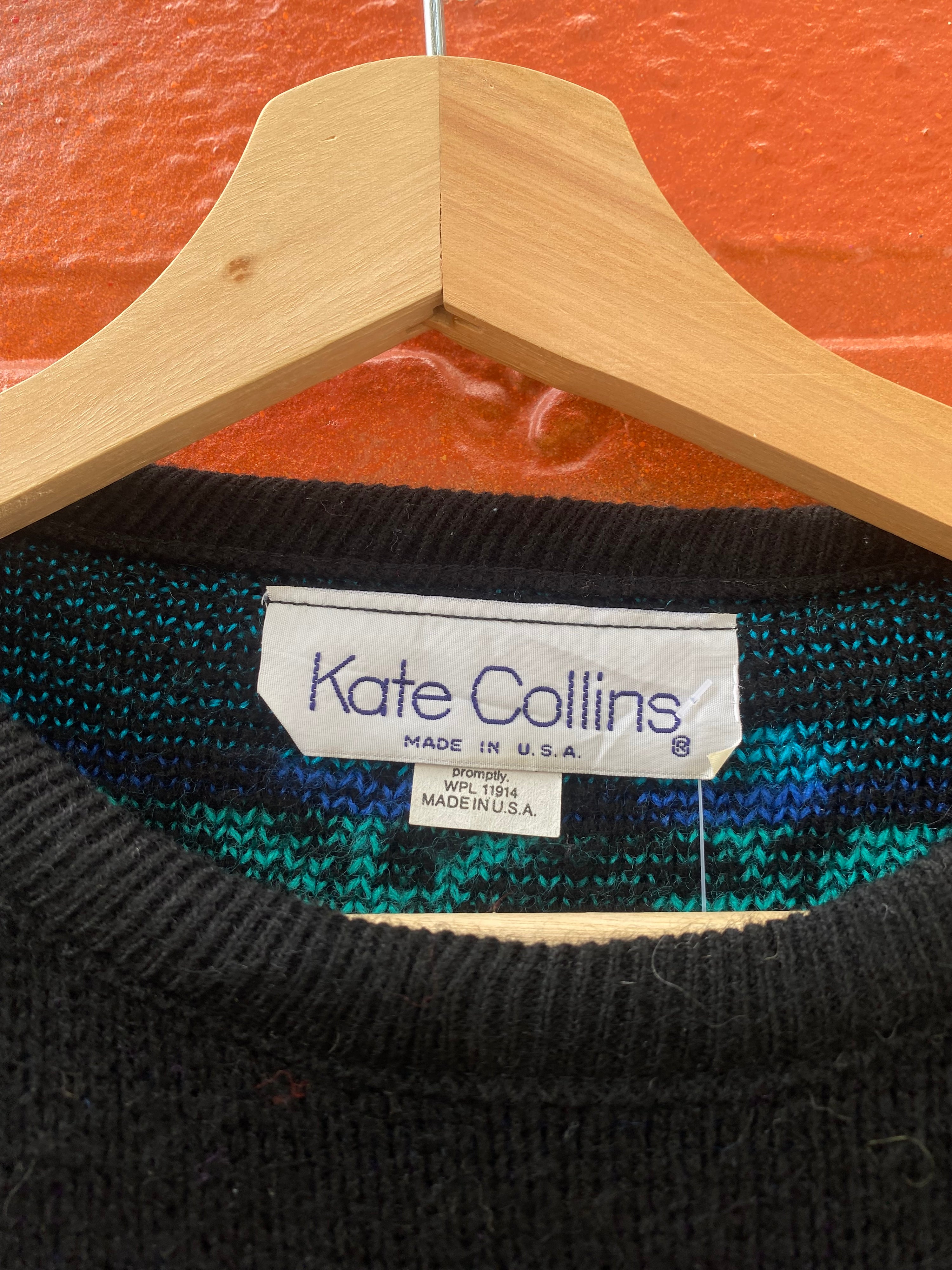 [M] Kate Collins Black w/ Flowers Knit Sweater