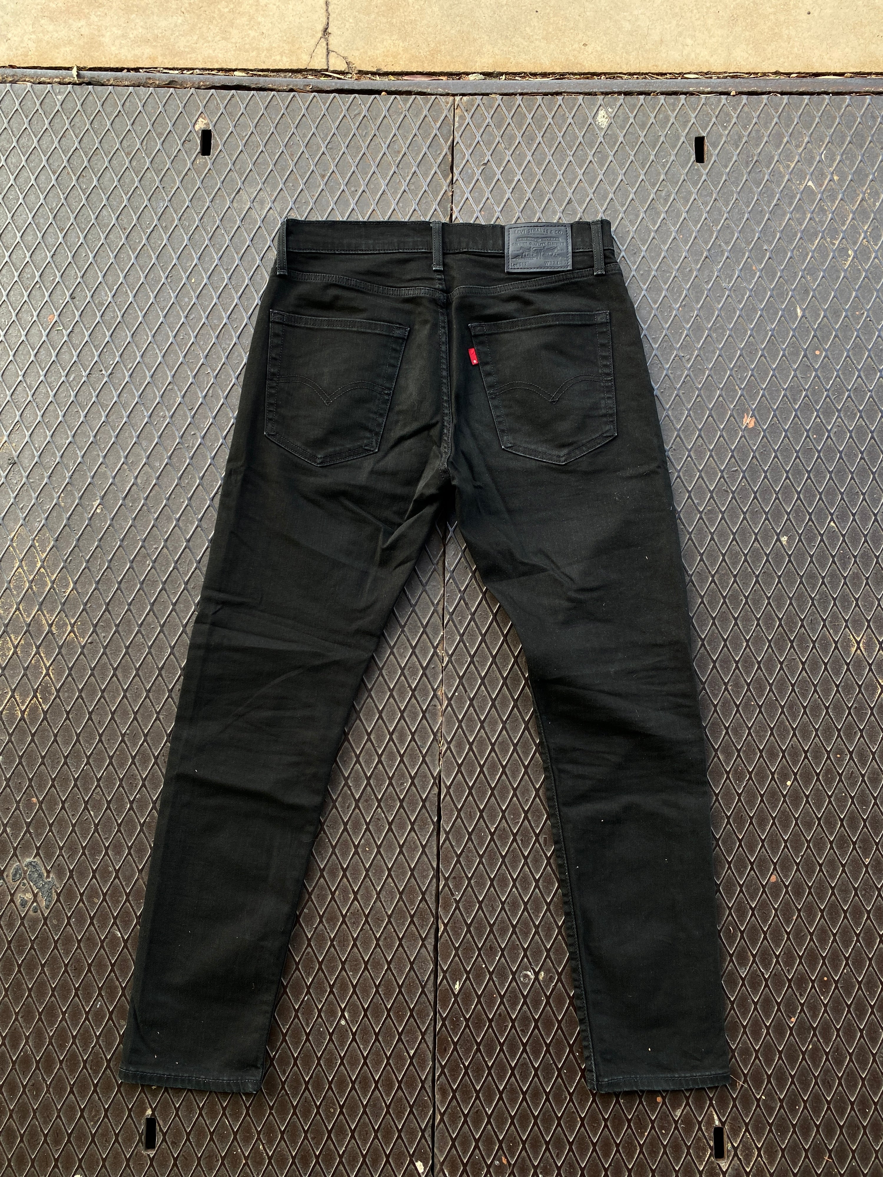 31 - Levi's Black 512 Jeans 31x30