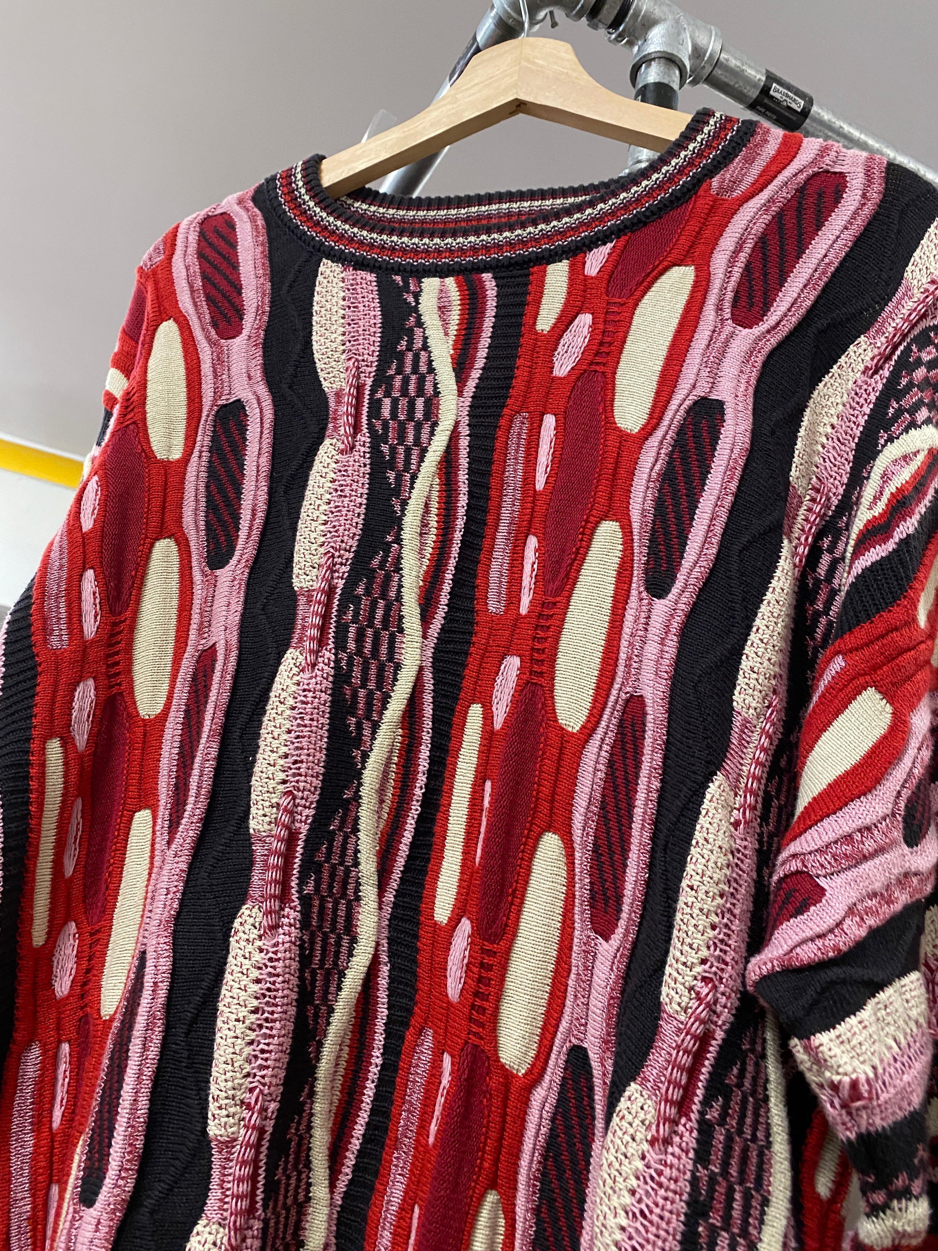 L - Vintage Coogi Pink/Red/White Vertical Mercerised Heavy Cotton Jumper