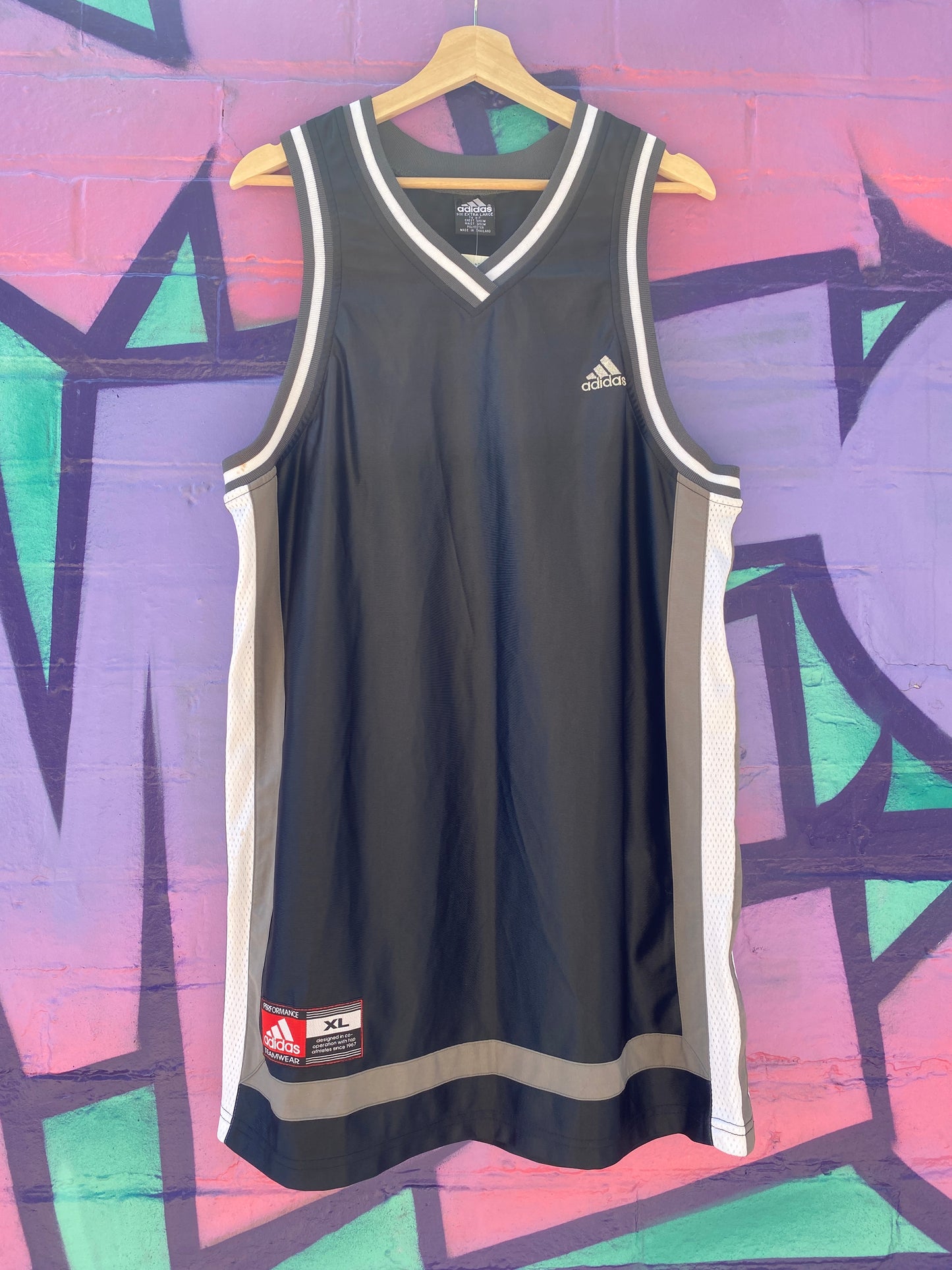 XL - Classic Adidas Black Basketball Singlet