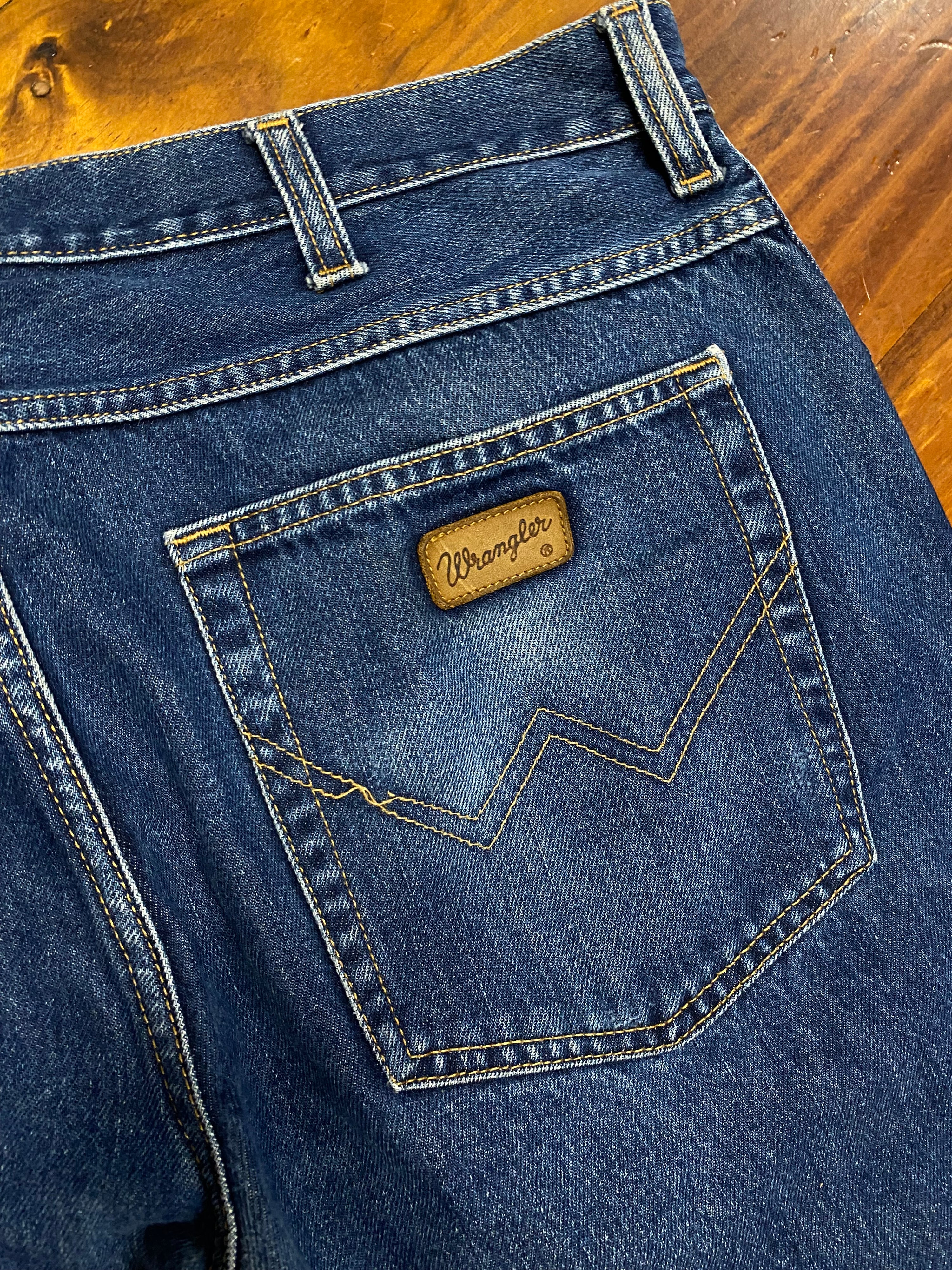 [36] Wrangler Bootcut Jeans WJ14