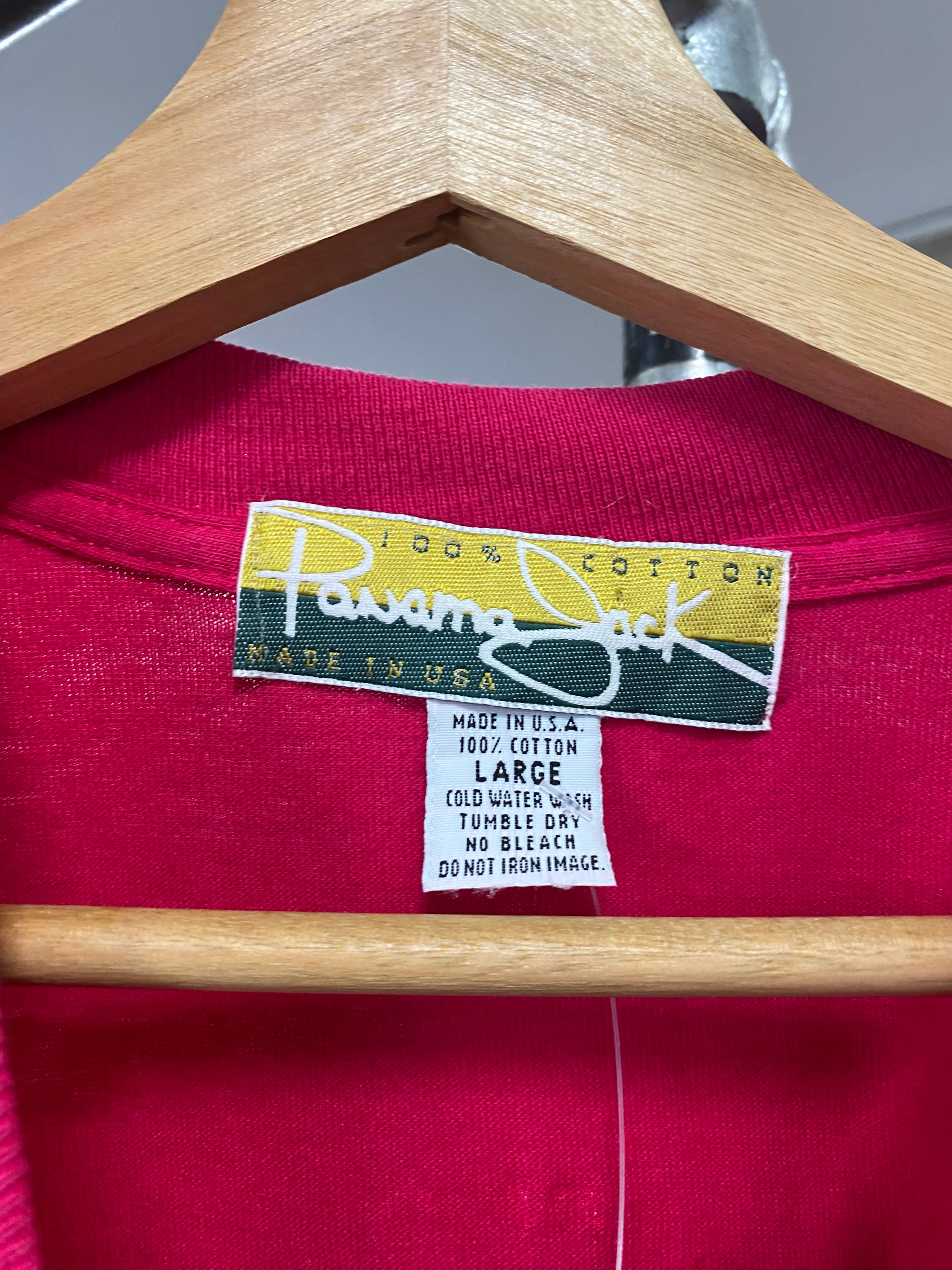 [L] Vintage Panama Jack Pink Shells Tee