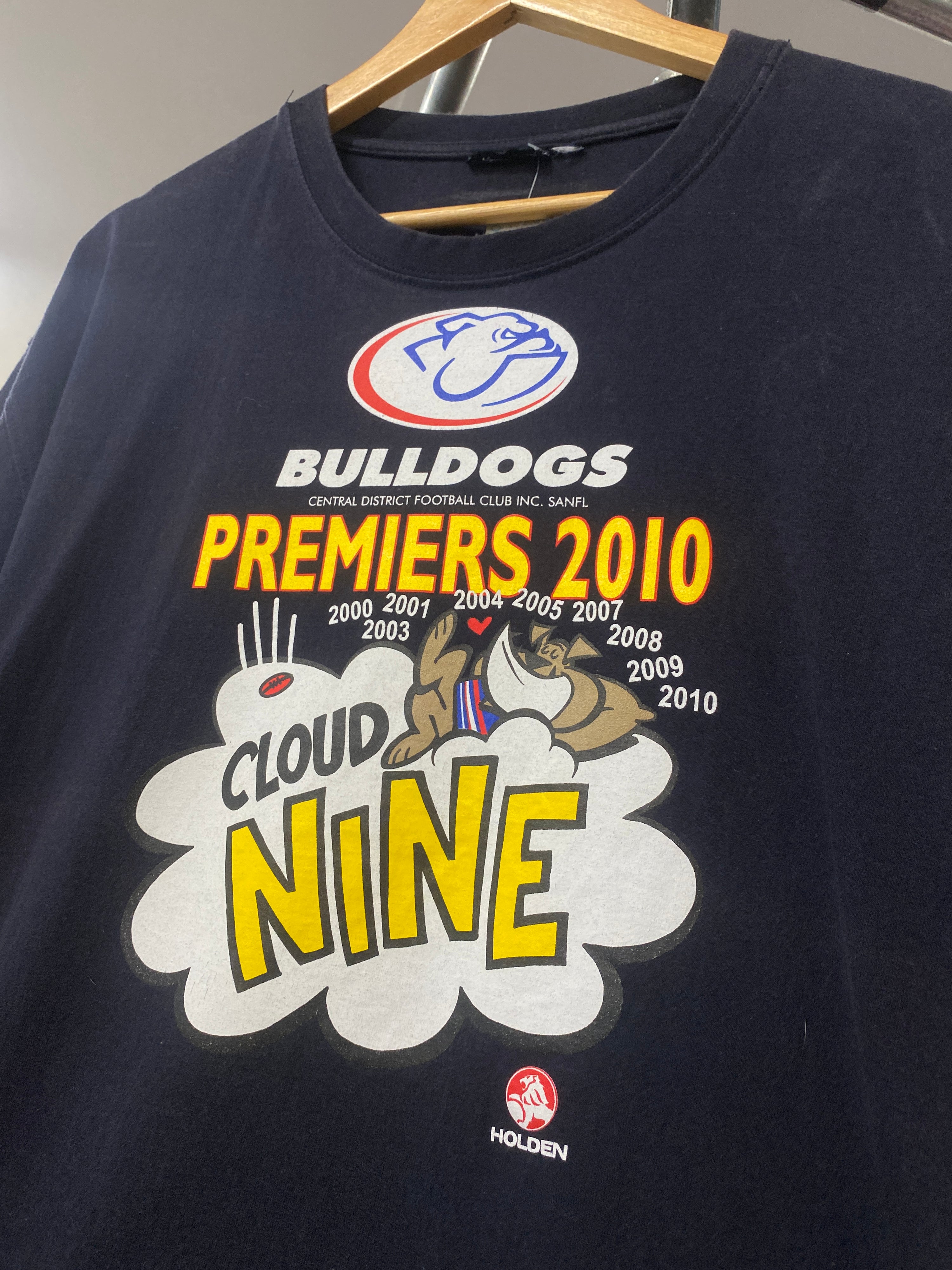 XL - 2010 Central Bulldogs Premiership Tee