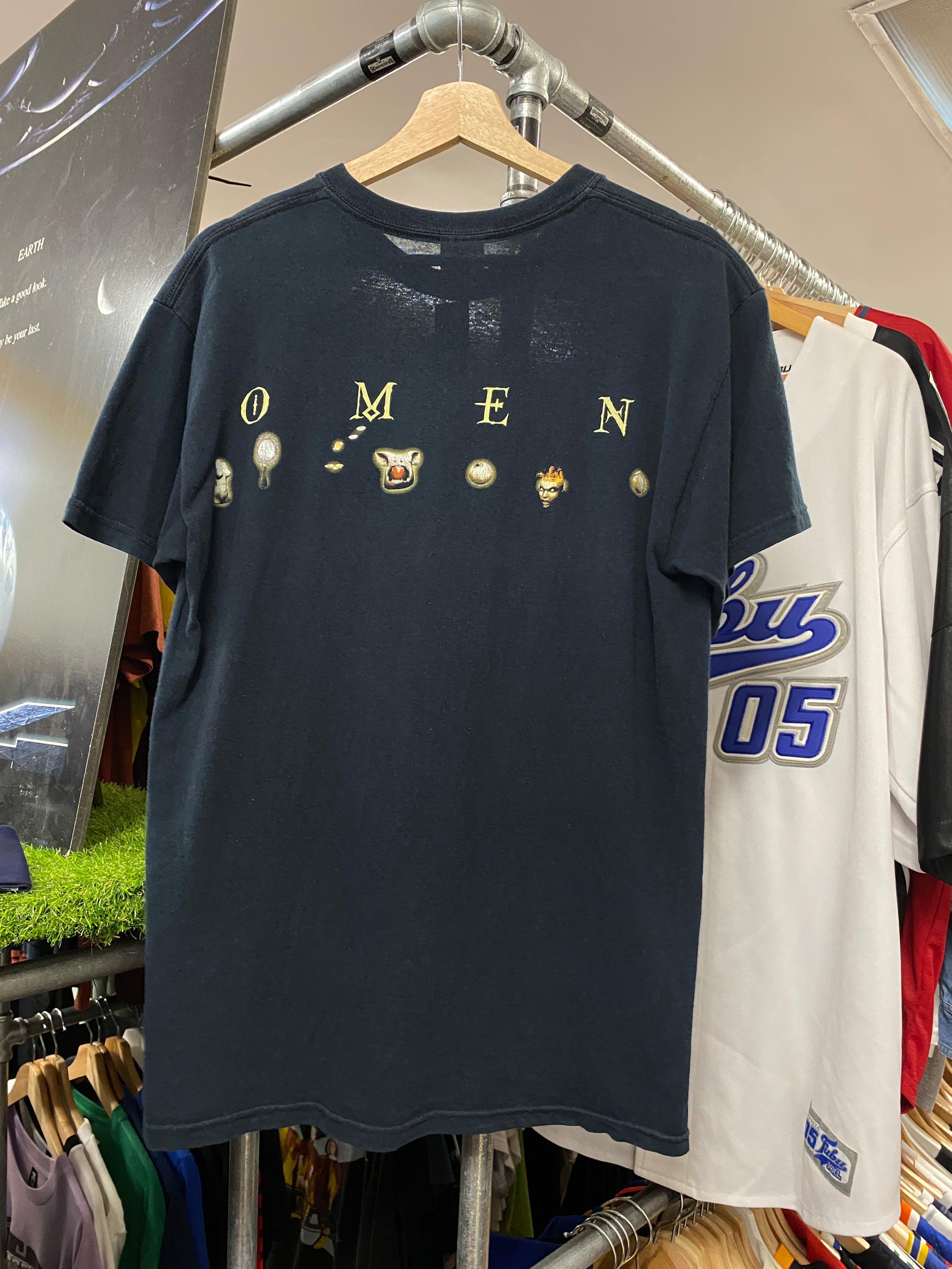 M - 2010 Soulfly Omen Double Sided Tee