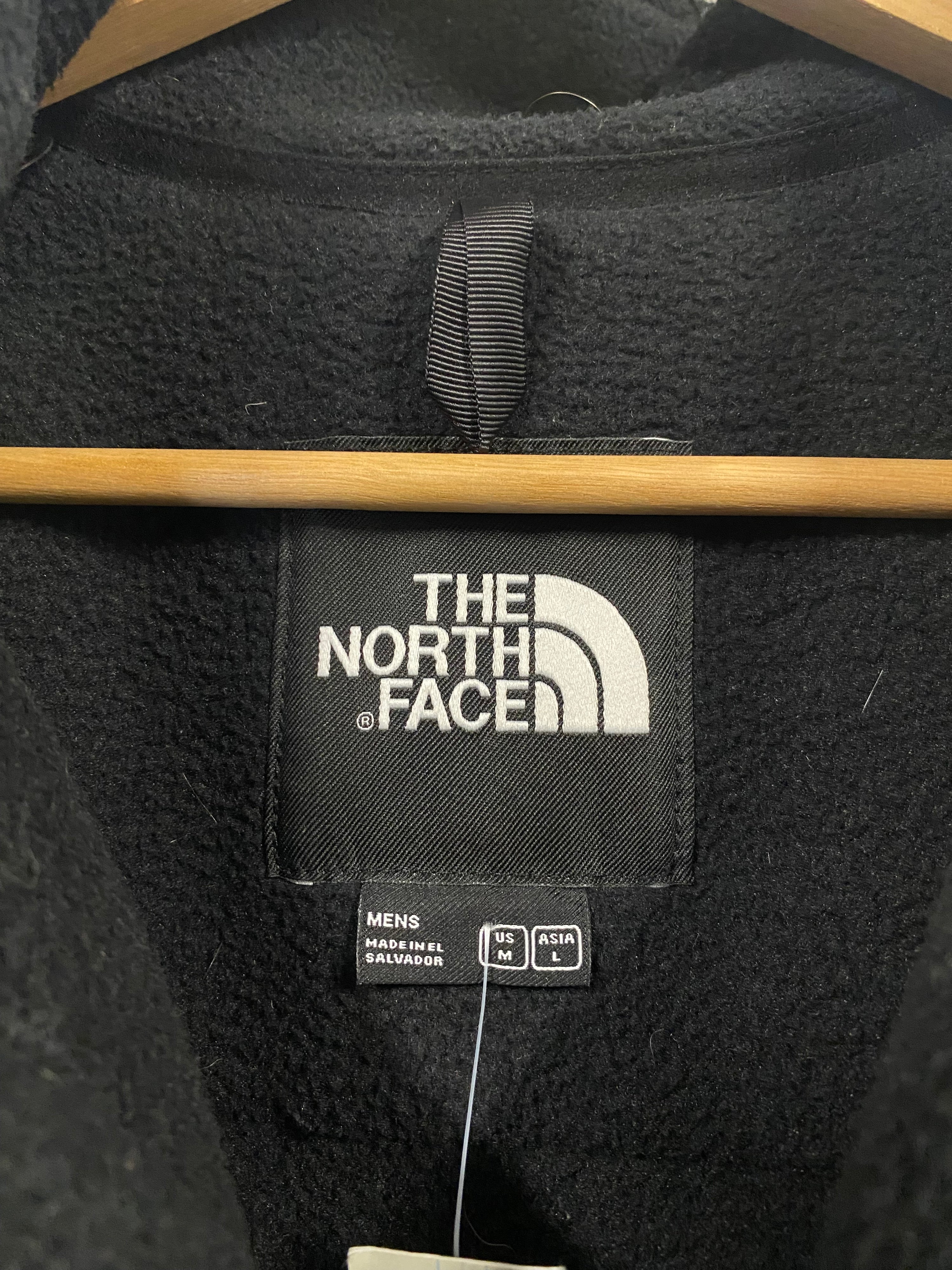 [M] North Face 4 Pocket Black Zip Up