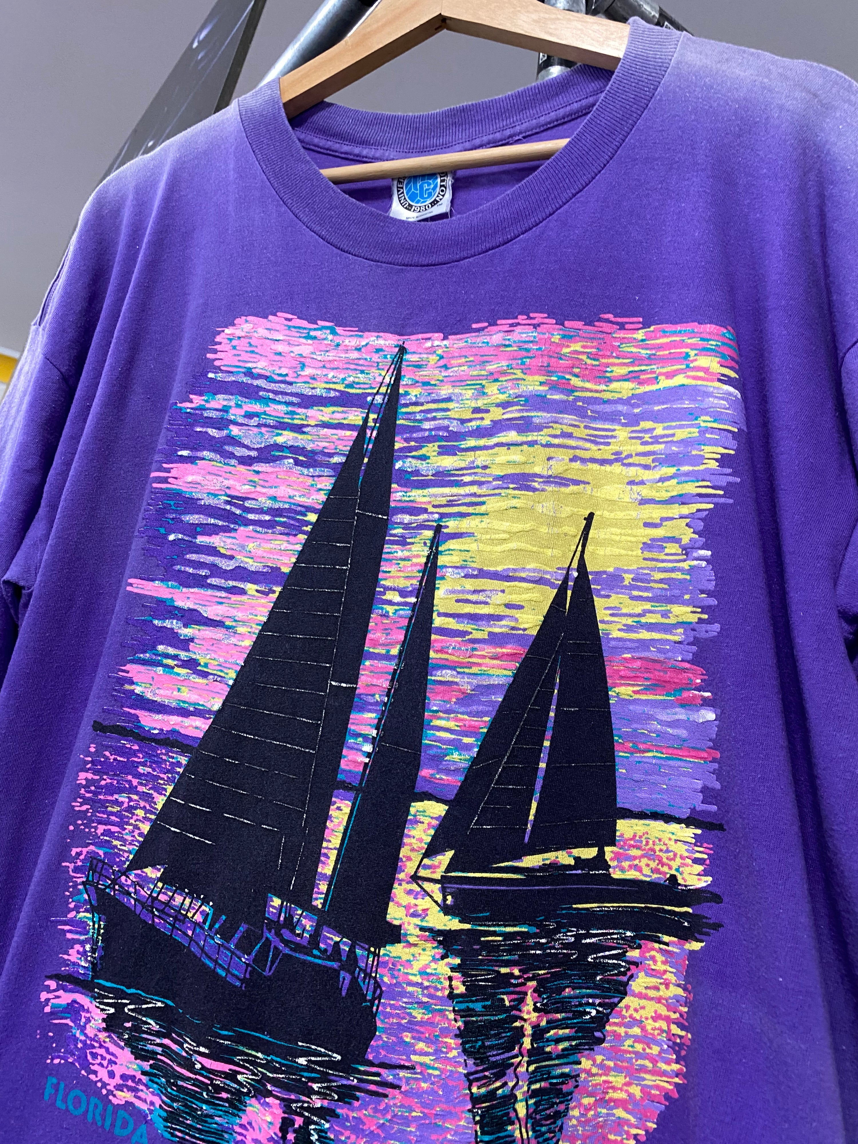 [L] Vintage Florida Yachting Purple Art Tee