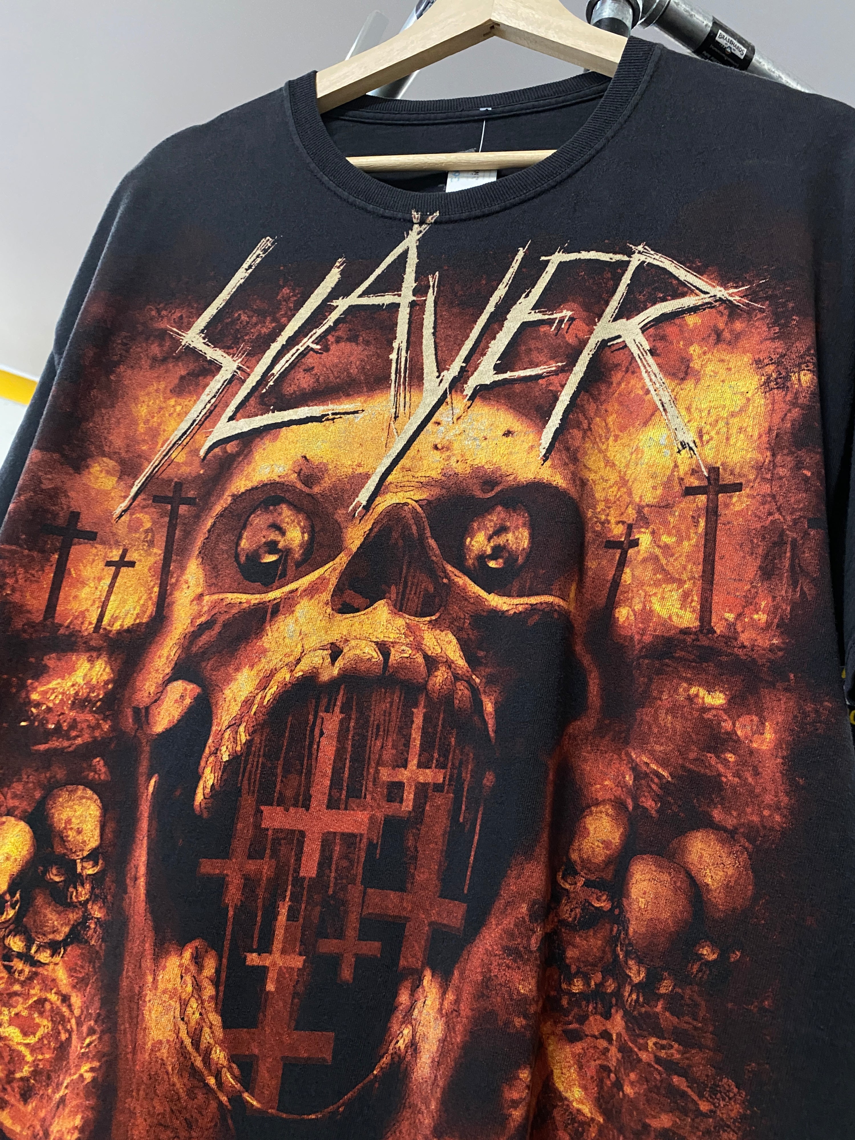 L - 2011 Slayer World Tour Screaming Skull