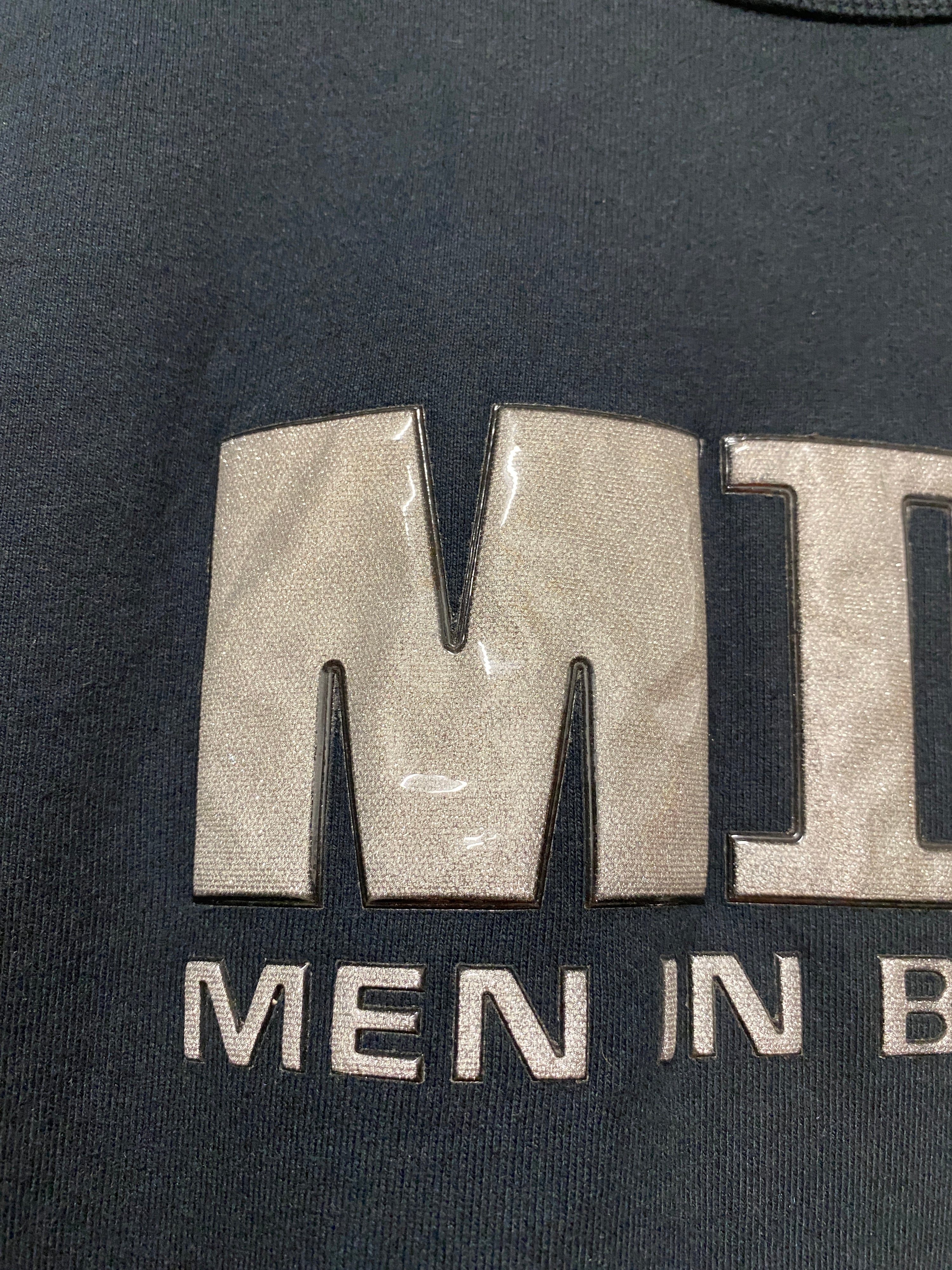 L - 2002 Men In Black Tactile Jumper